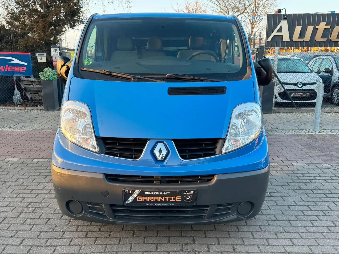 Renault Trafic Kasten L1H1 2,7t*Klima*3xSitzer*Ahk*EU5 Blau - 2
