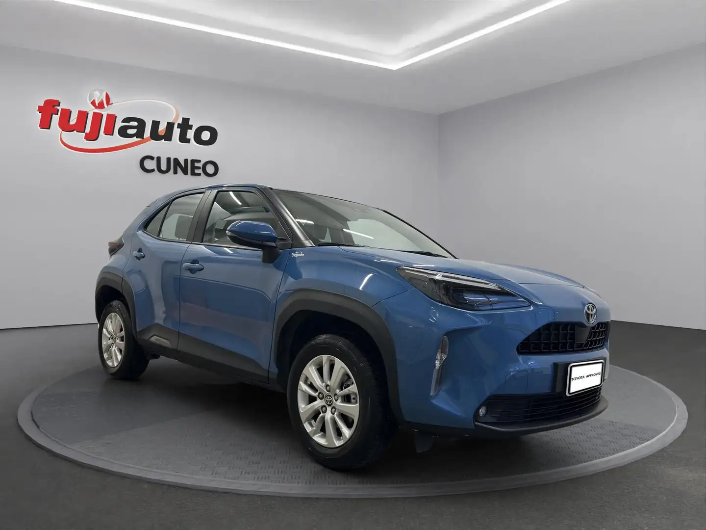 Toyota Yaris Cross Yaris Cross 1.5h Active fwd 116cv e-cvt Blau - 2