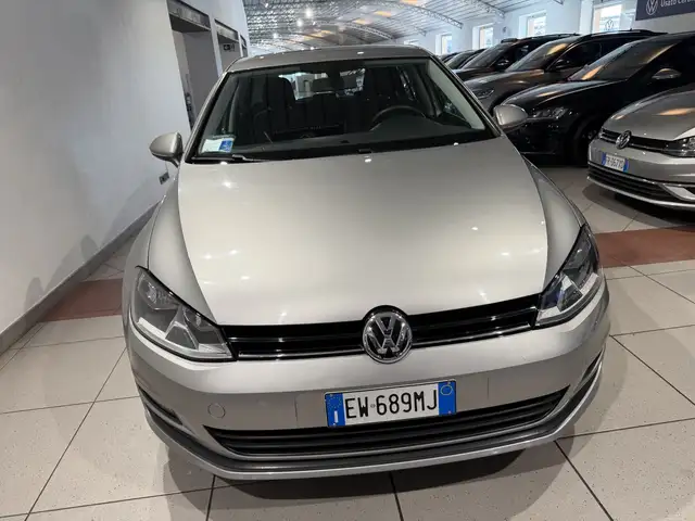 Volkswagen Golf view 7