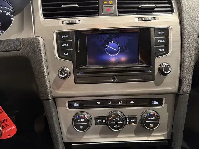Volkswagen Golf view 13
