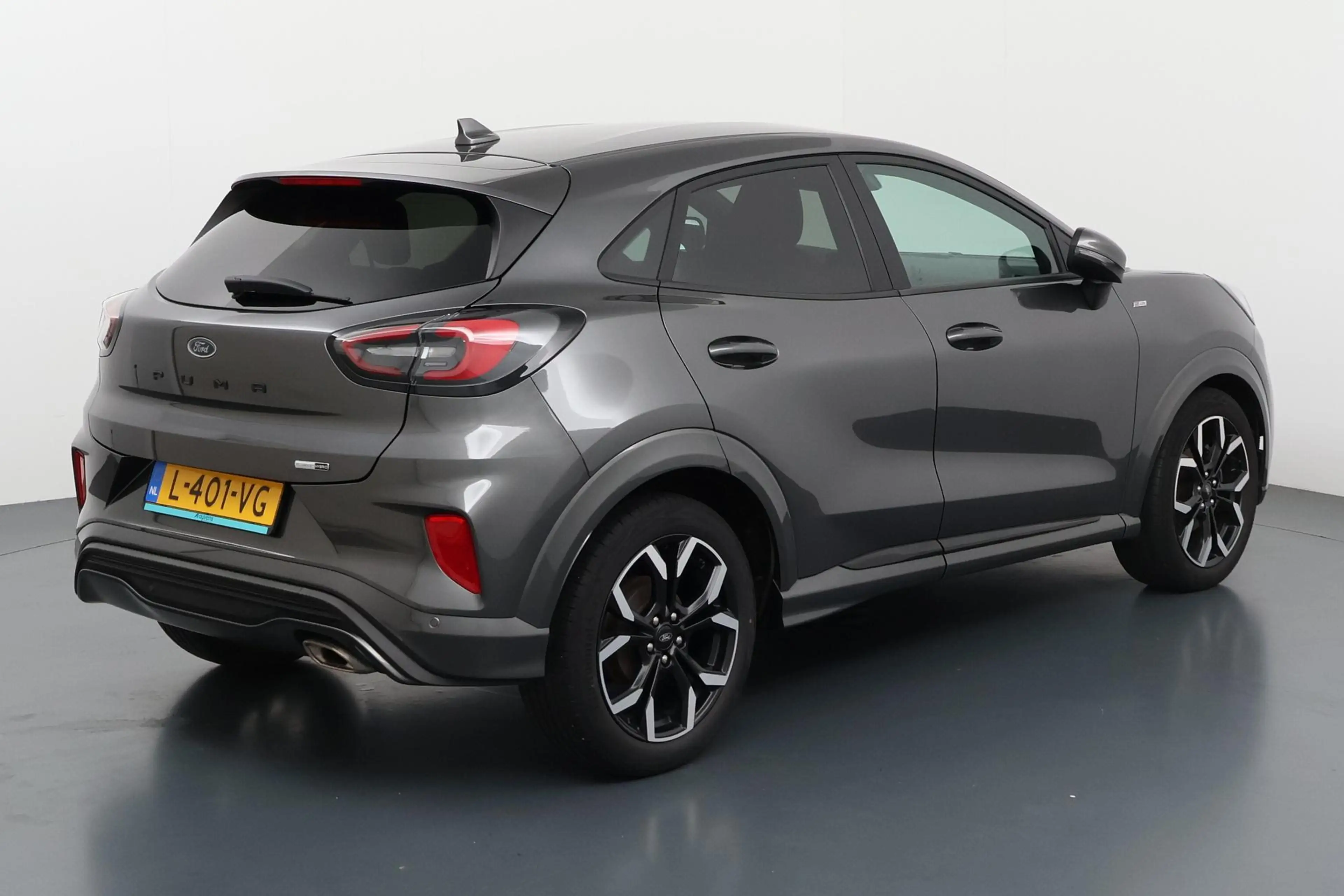 Ford Puma 1.0 EcoBoost Hybrid ST-Line X Sportieve ST-Line ui — photo 5