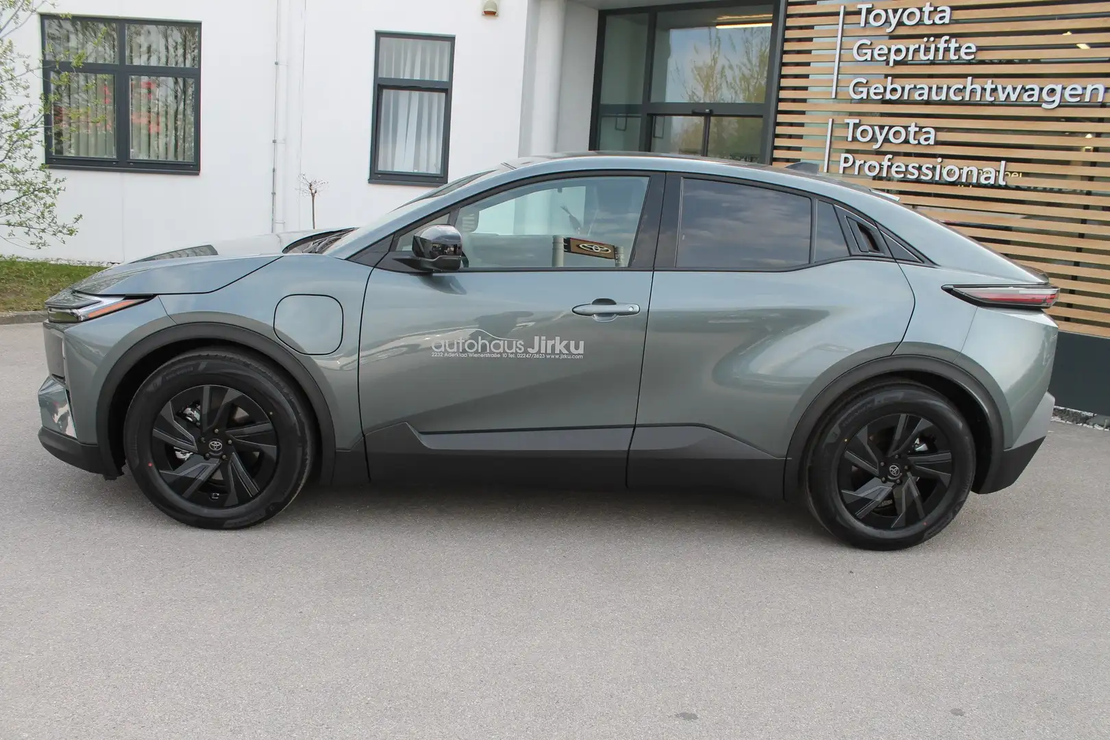 Toyota C-HR+ Teamplayer Silber - 2
