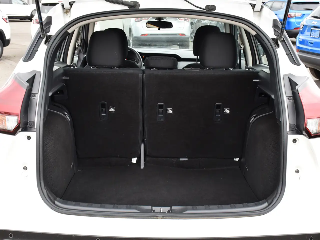 Nissan Kicks снимка Nissan Kicks