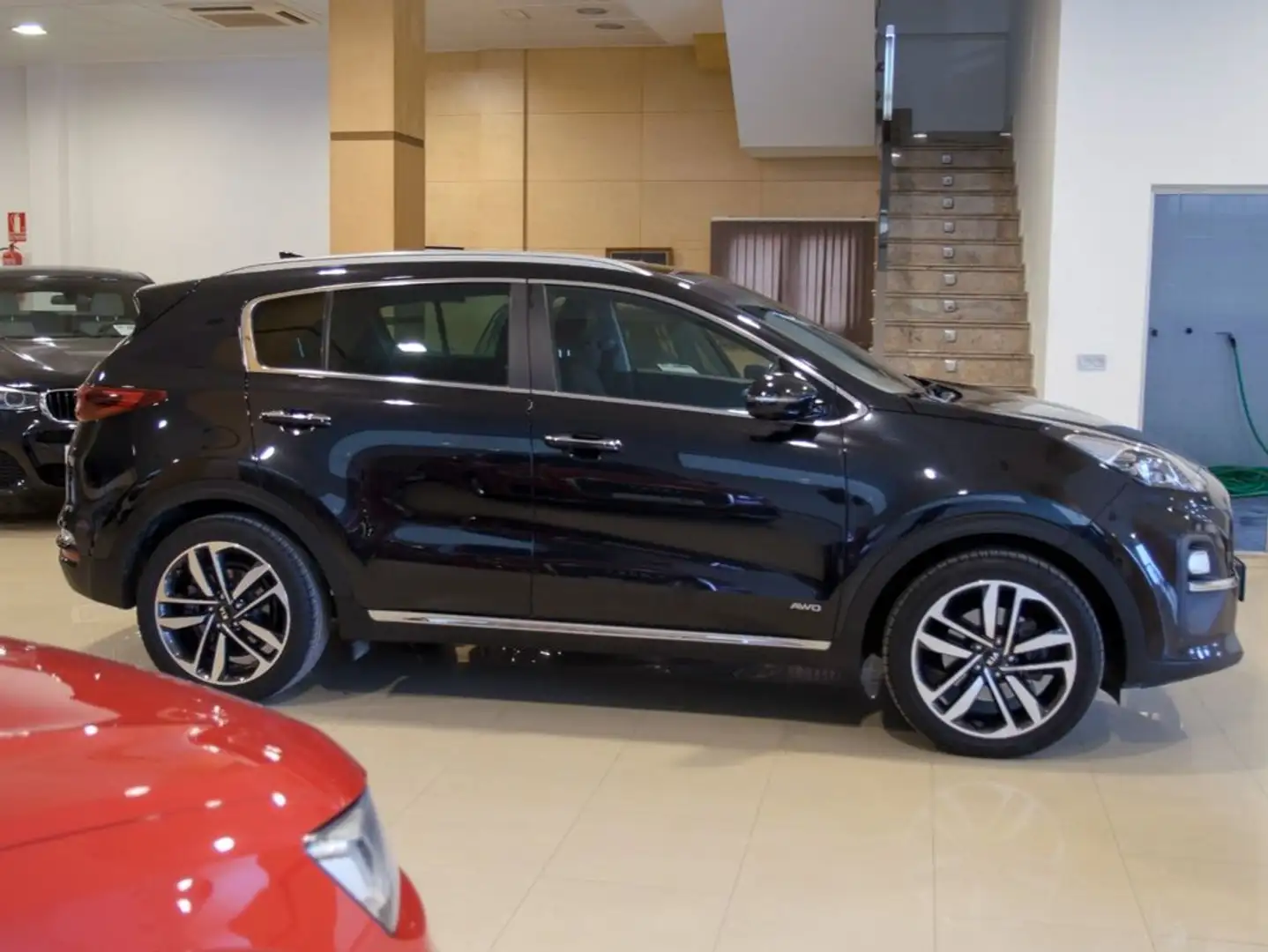 Kia Sportage 1.6 MHEV Business DCT 4x4 136 Negro - 1