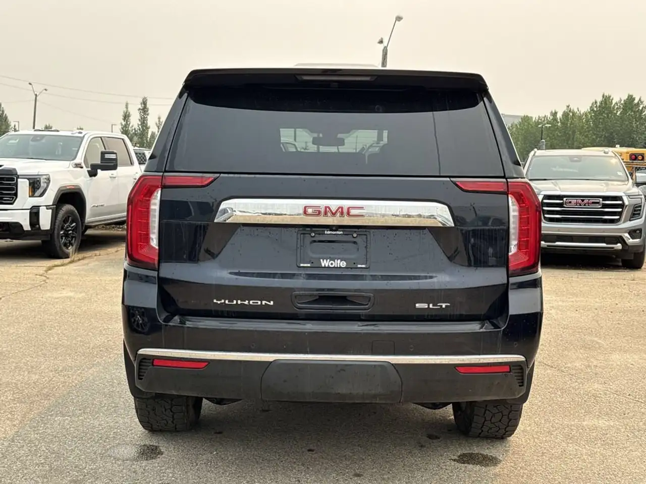 GMC Yukon снимка GMC Yukon