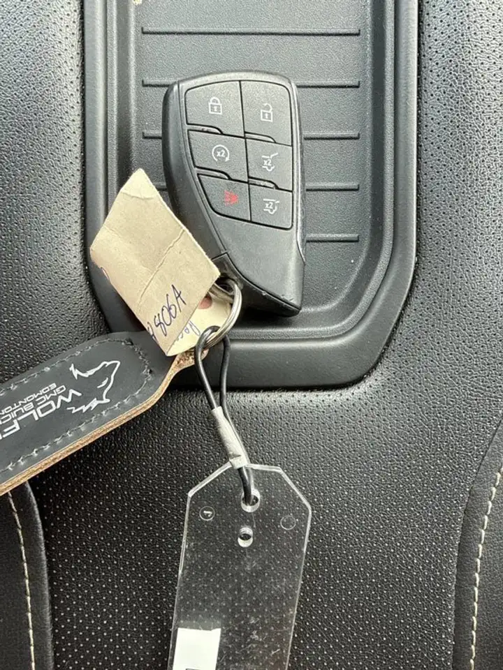GMC Yukon снимка GMC Yukon