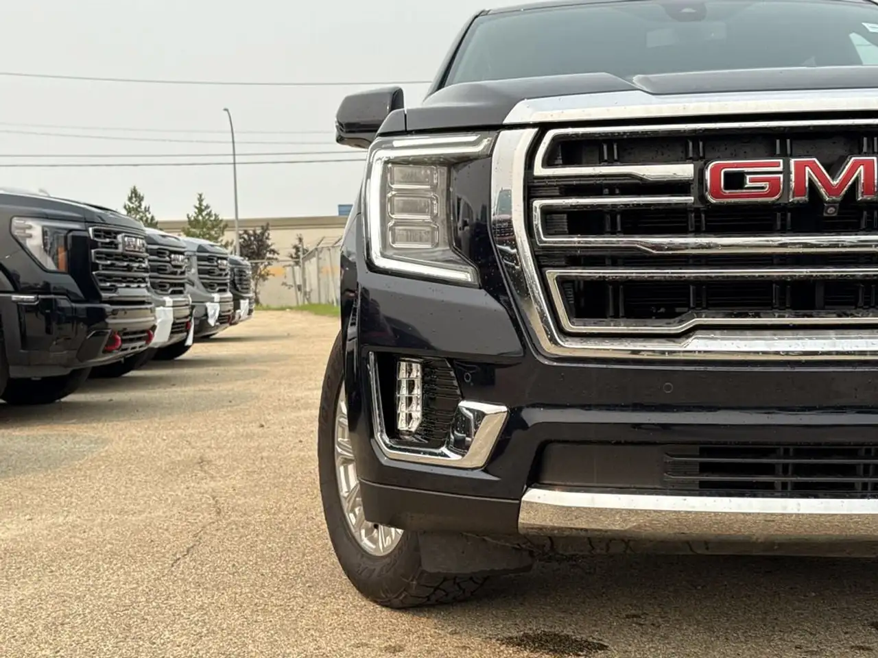 GMC Yukon снимка GMC Yukon