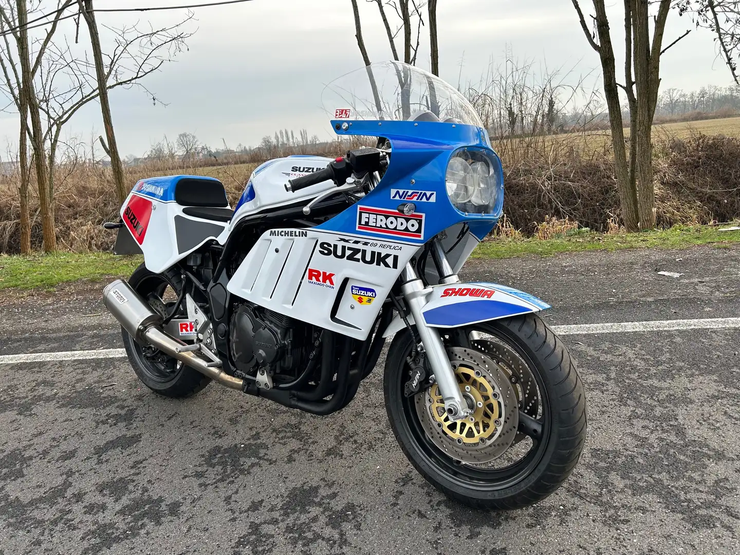 Suzuki Bandit 1200 XR 69 Replica Blu/Azzurro - 1