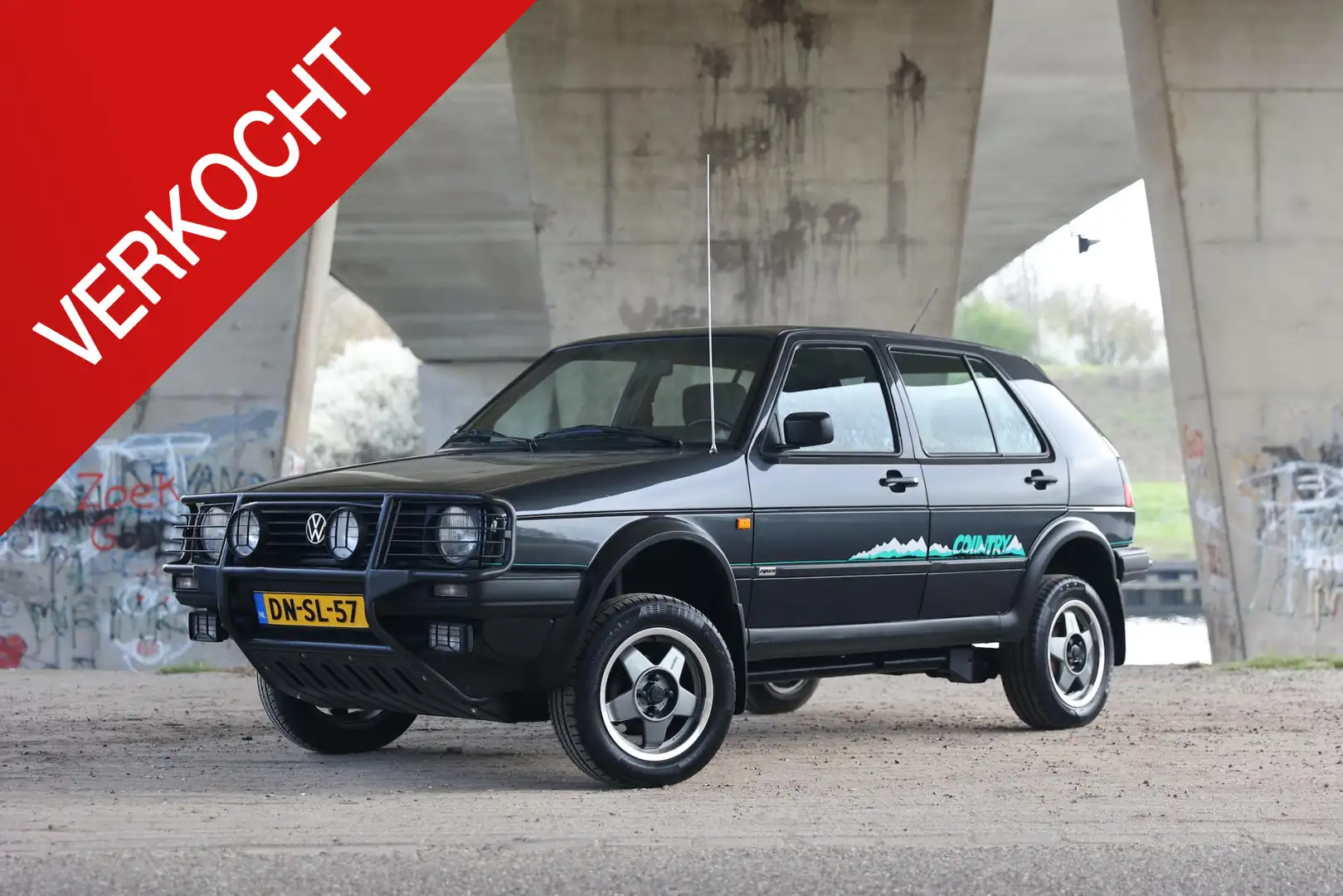 Volkswagen Cross Golf 1.8 Country Syncro Schwarz - 1