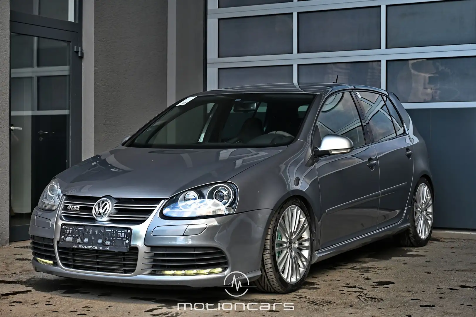 Volkswagen Golf V R32 Typisierter Turbo Motorsportsitze EXP € 28. Silver - 1