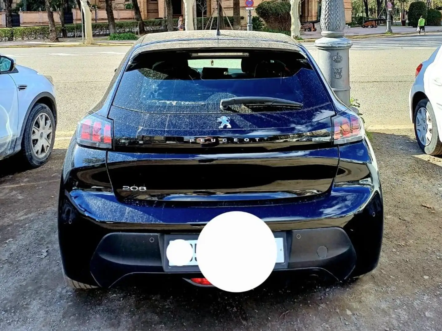 Peugeot 208 208 1.6 e-HDi 92ch ETG6 Allure Noir - 2
