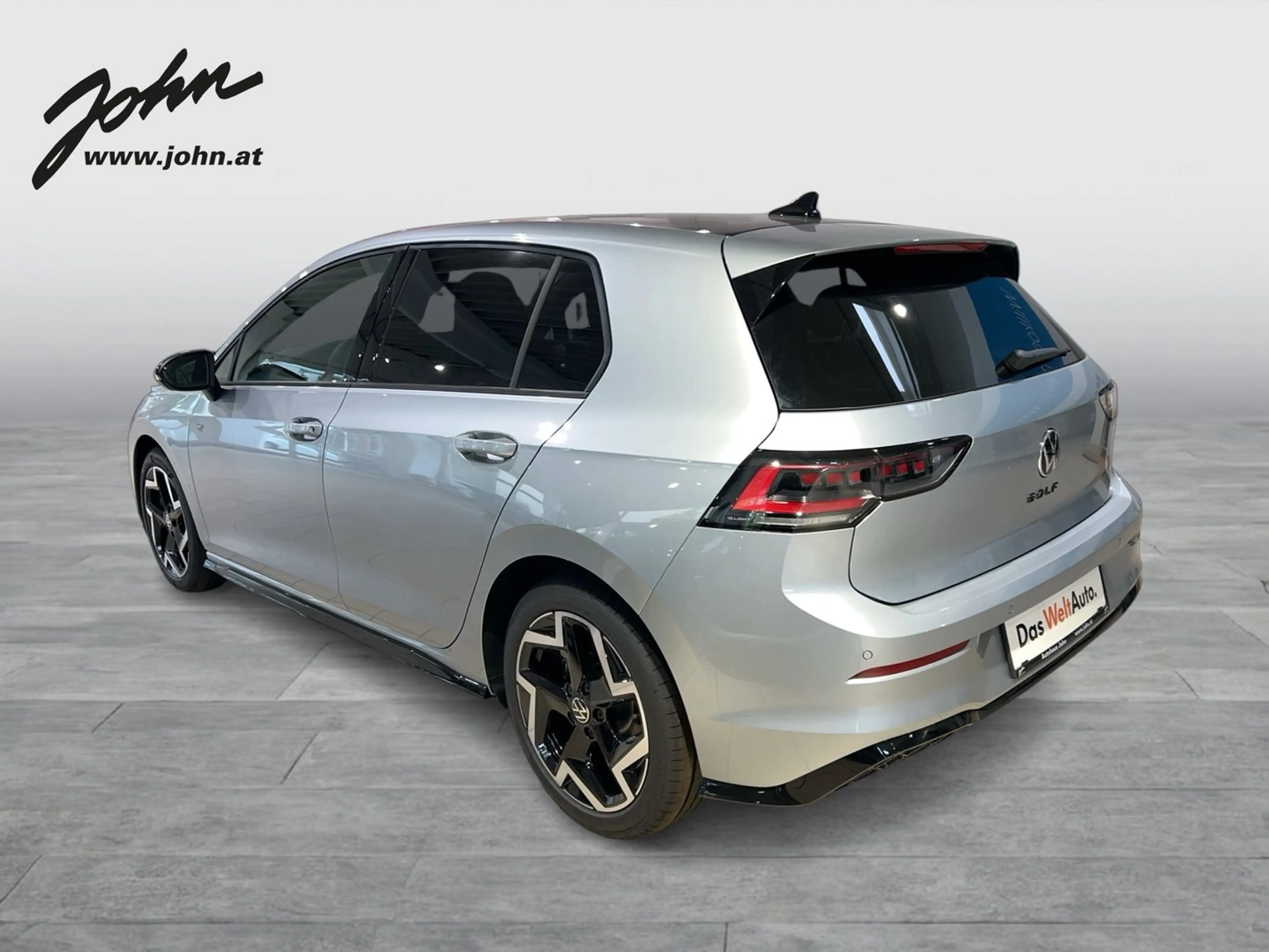 Volkswagen Golf R R-Line mHEV TSI DSG — photo 2