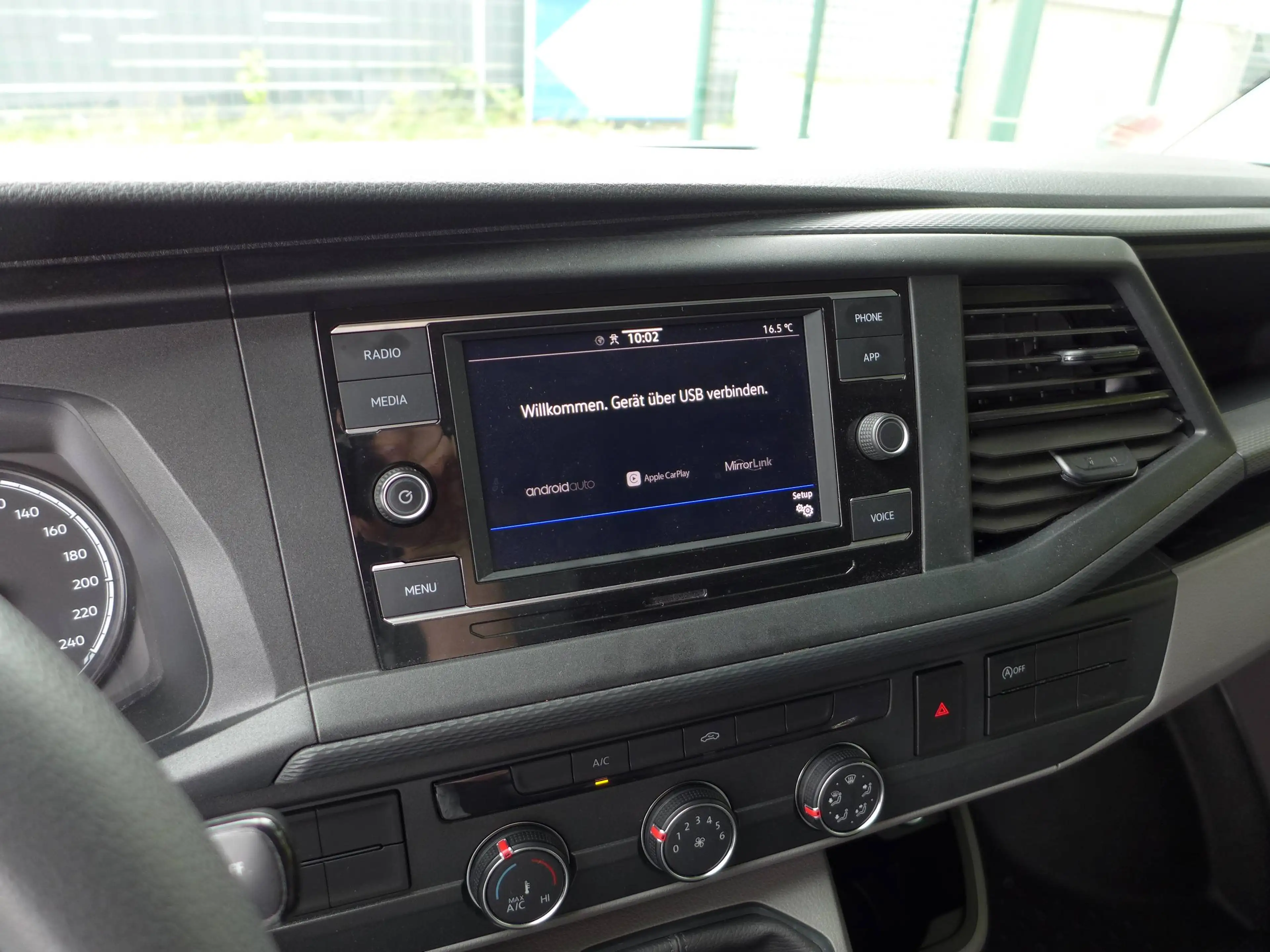 Volkswagen T6.1 Transporter Transporter T6.1 2.0 TDI BMT Klima / APP / PDC — photo 7