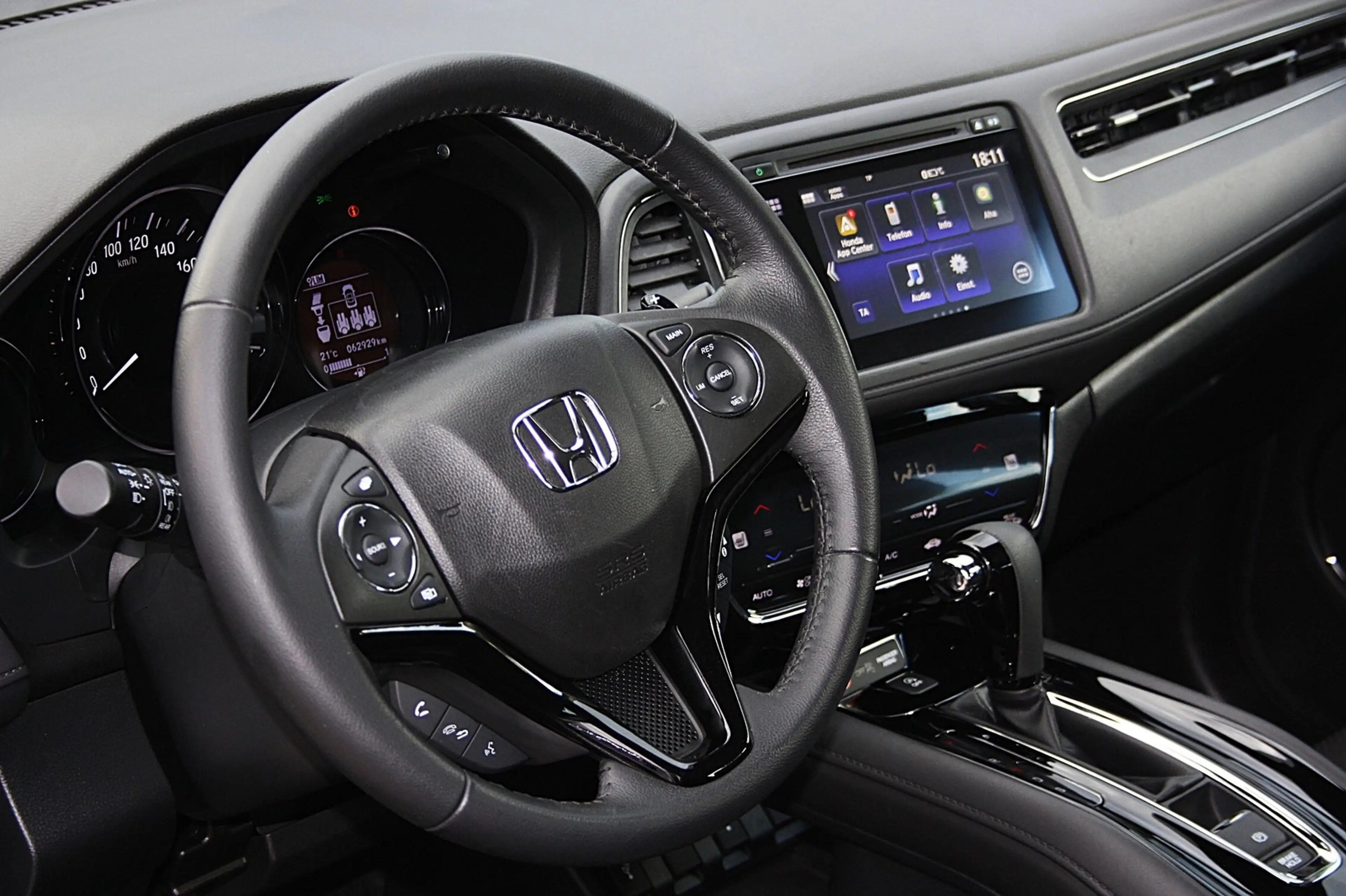 Honda HR-V 1.5 ELEGANCE Autom. MultiMedia/PDC/Temp — photo 12