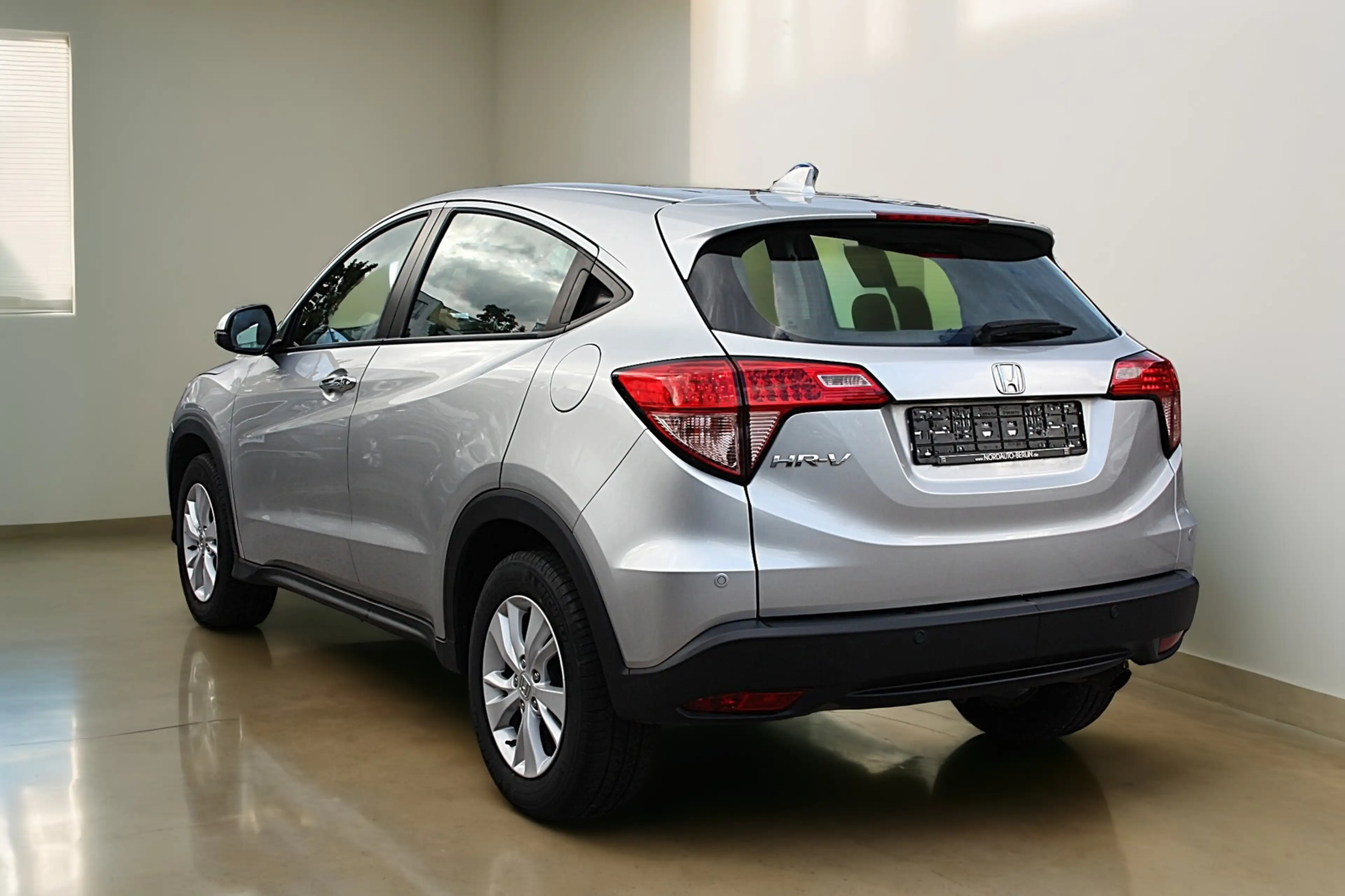 Honda HR-V 1.5 ELEGANCE Autom. MultiMedia/PDC/Temp — photo 8