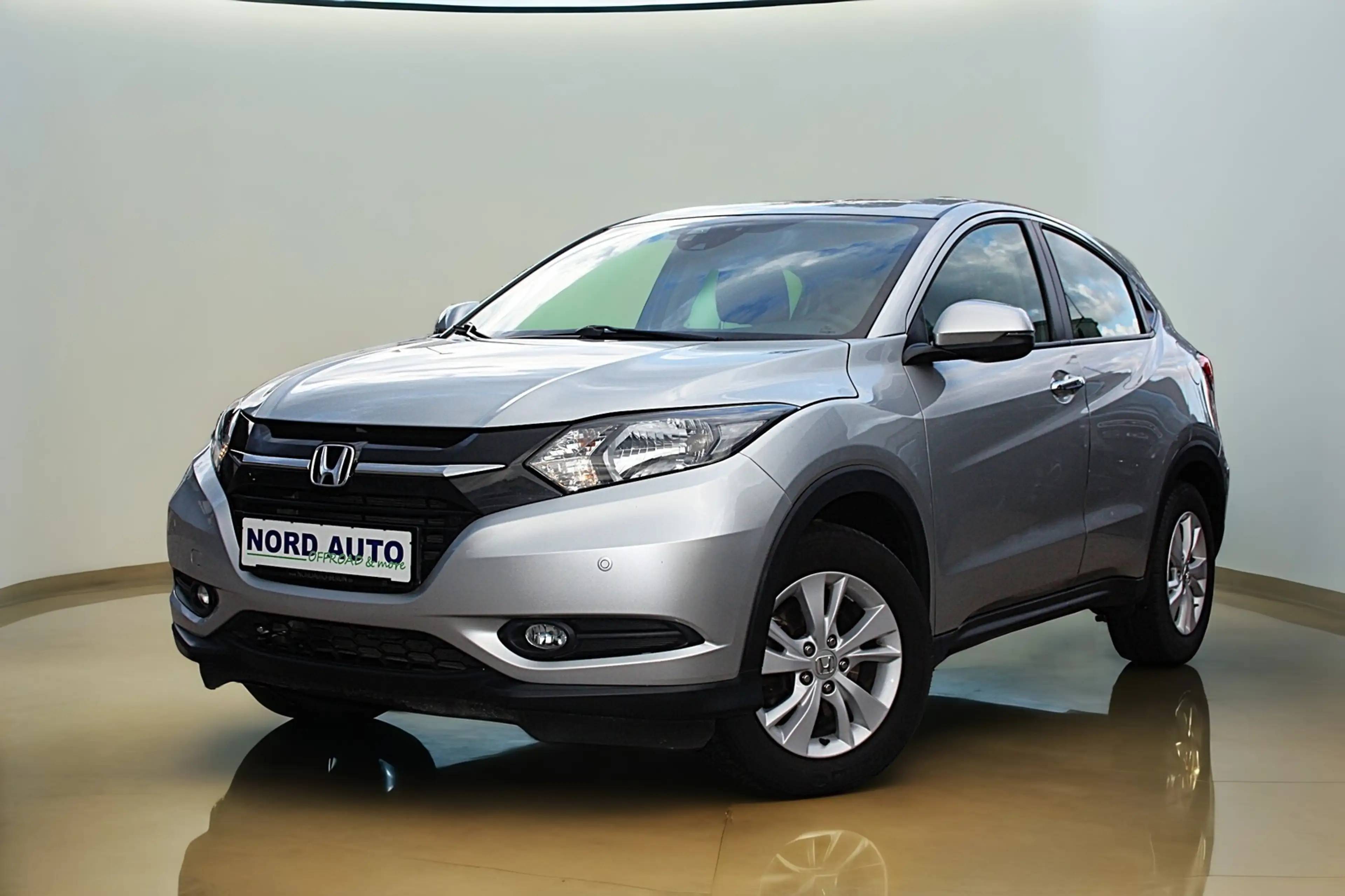 Honda HR-V 1.5 ELEGANCE Autom. MultiMedia/PDC/Temp — photo 3