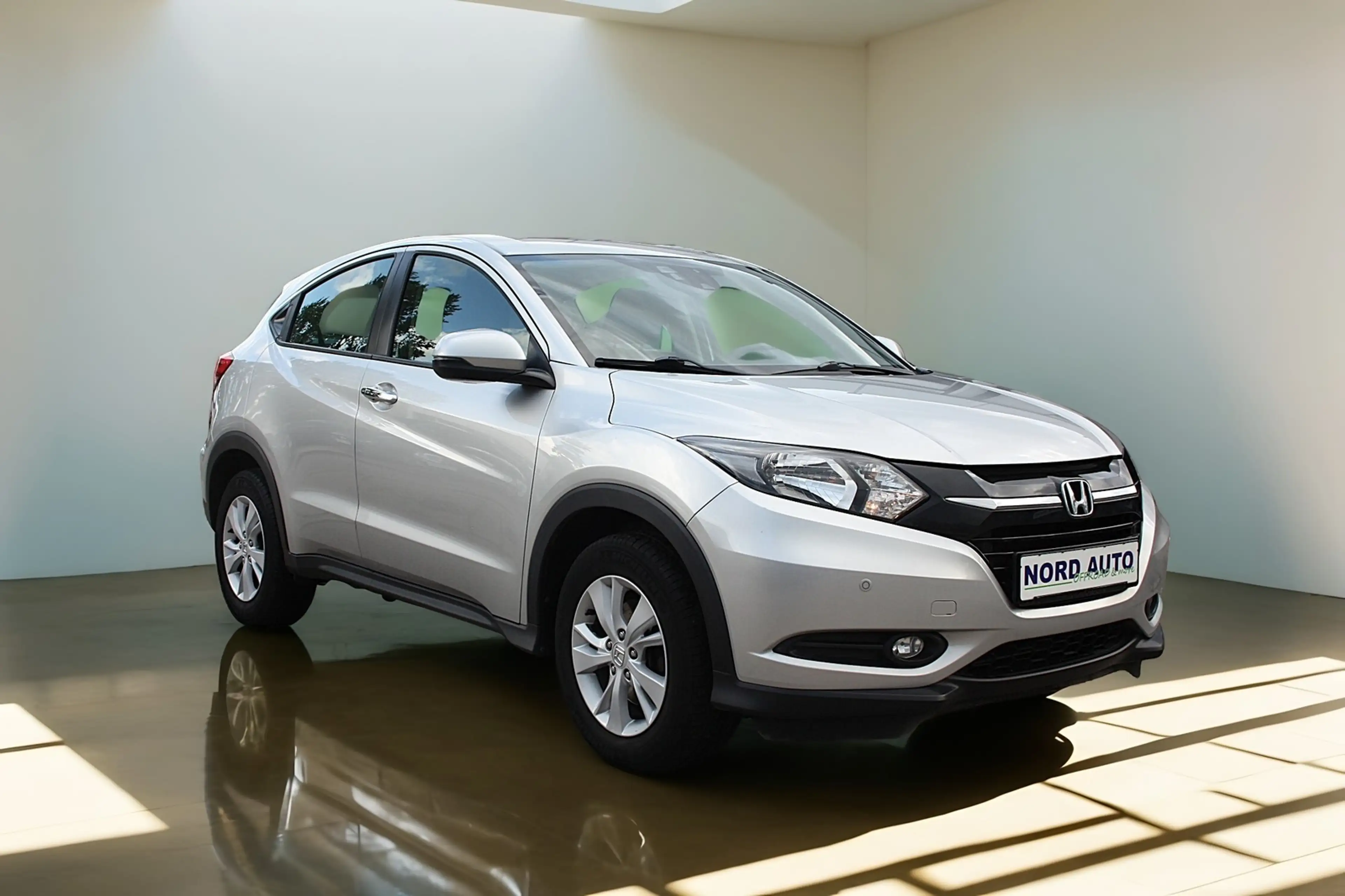 Honda HR-V 1.5 ELEGANCE Autom. MultiMedia/PDC/Temp — photo 5
