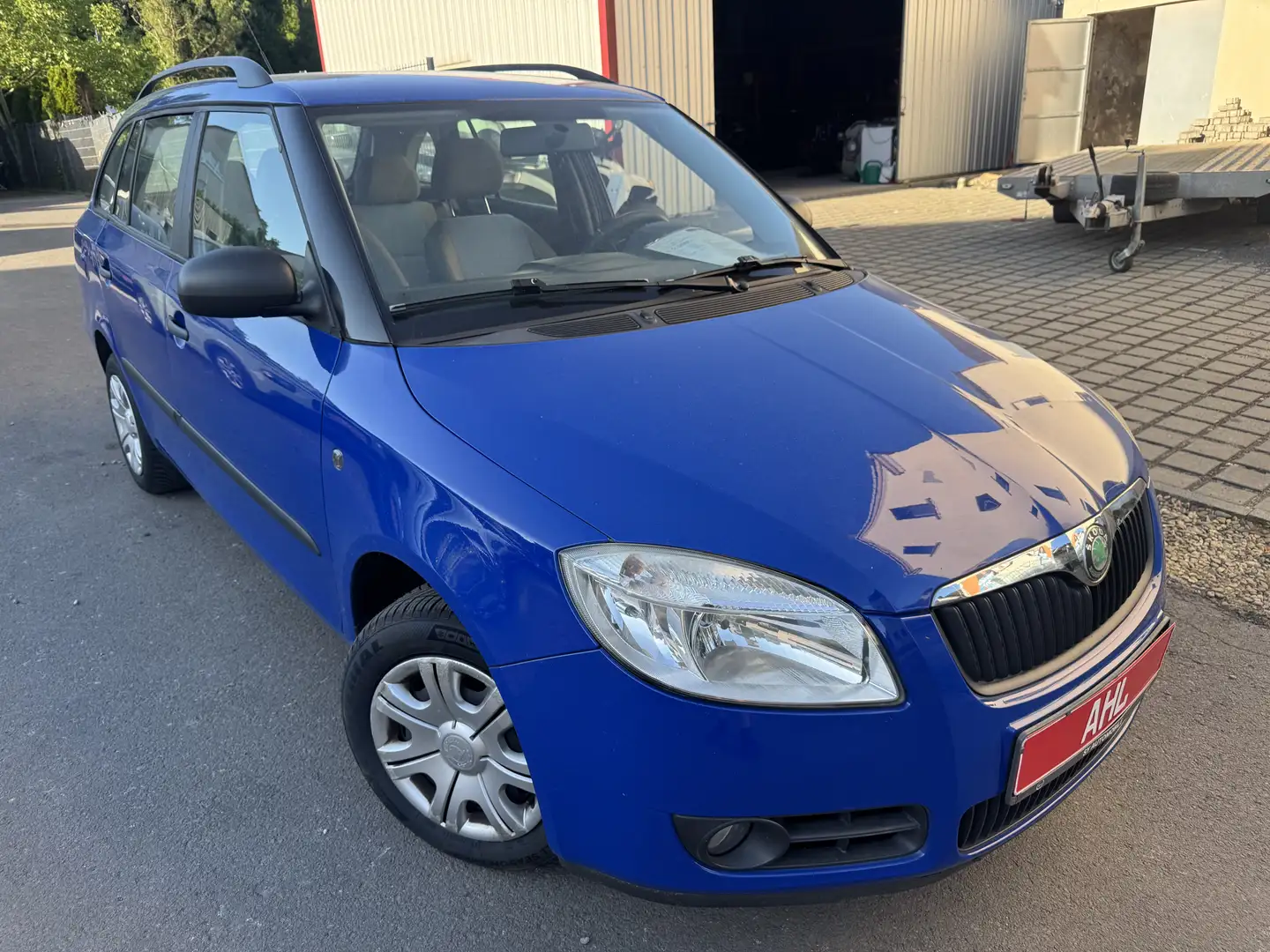 Skoda Fabia Cool Edition/Allwetterreifen/Isofix/AUX/TÜV Neu Bleu - 1