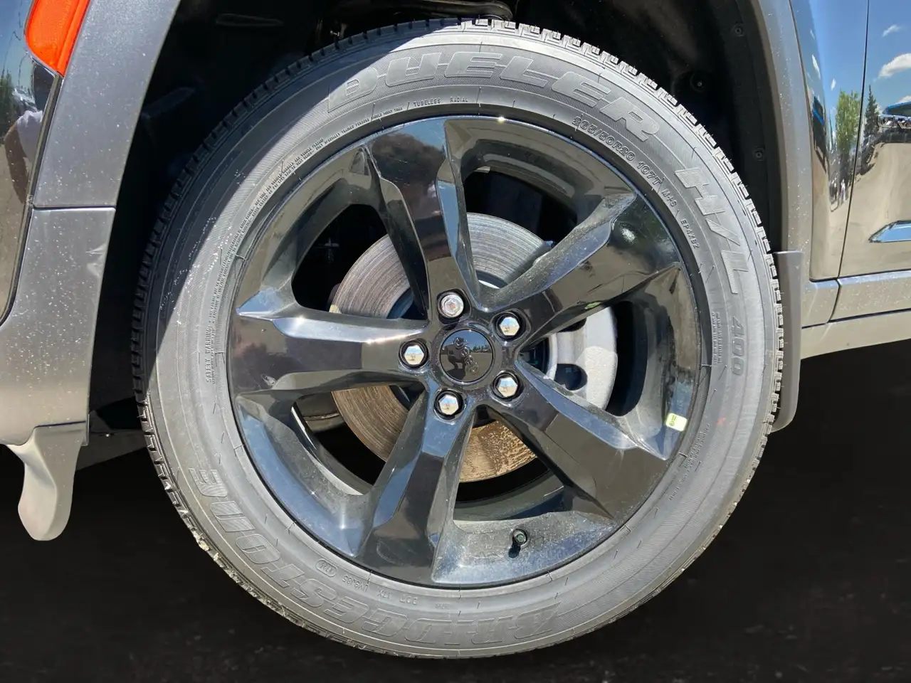 Jeep Grand Cherokee снимка Jeep Grand Cherokee