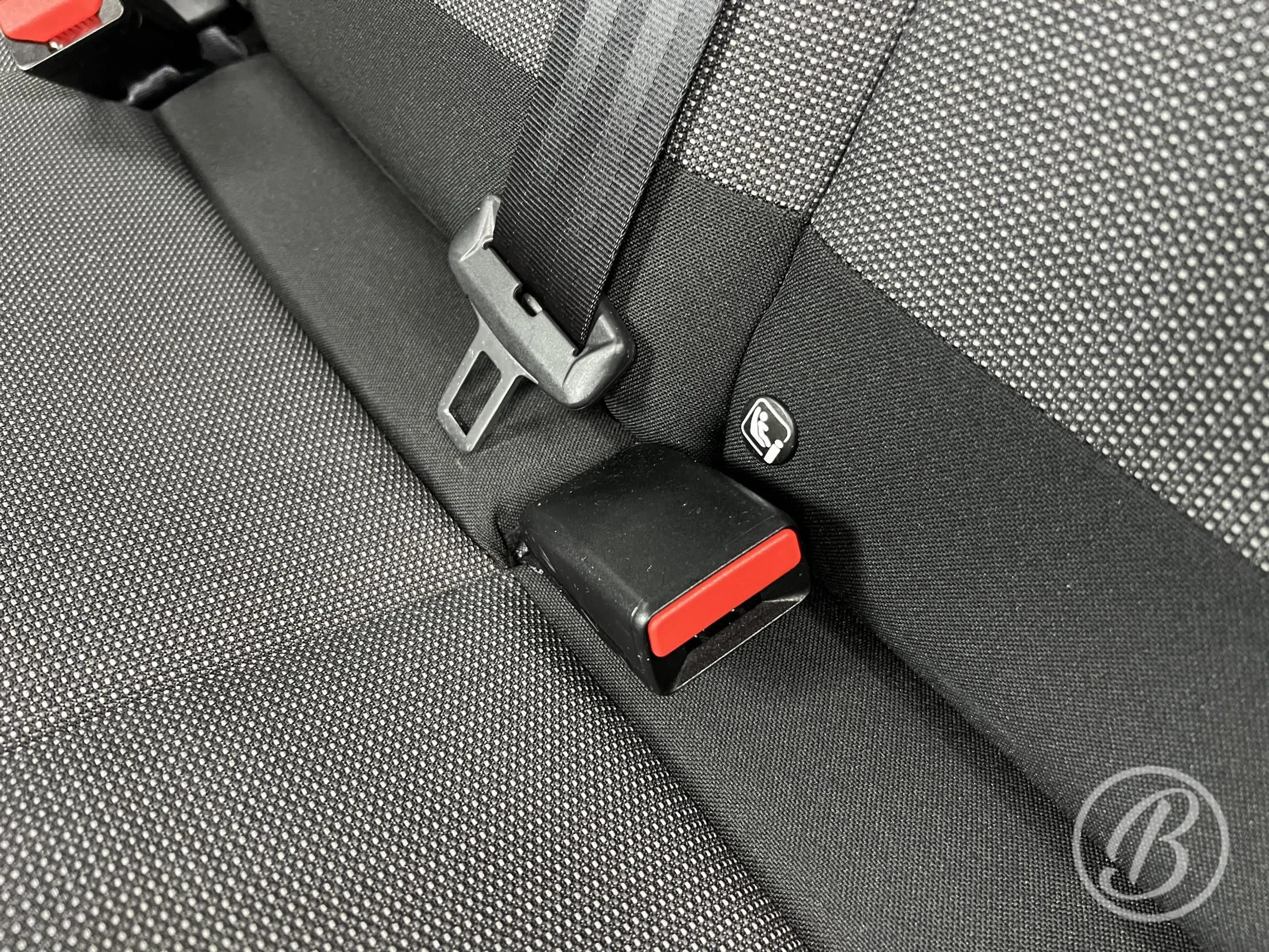 Citroen C3 1.2 82pk S&S Feel Edition — photo 25