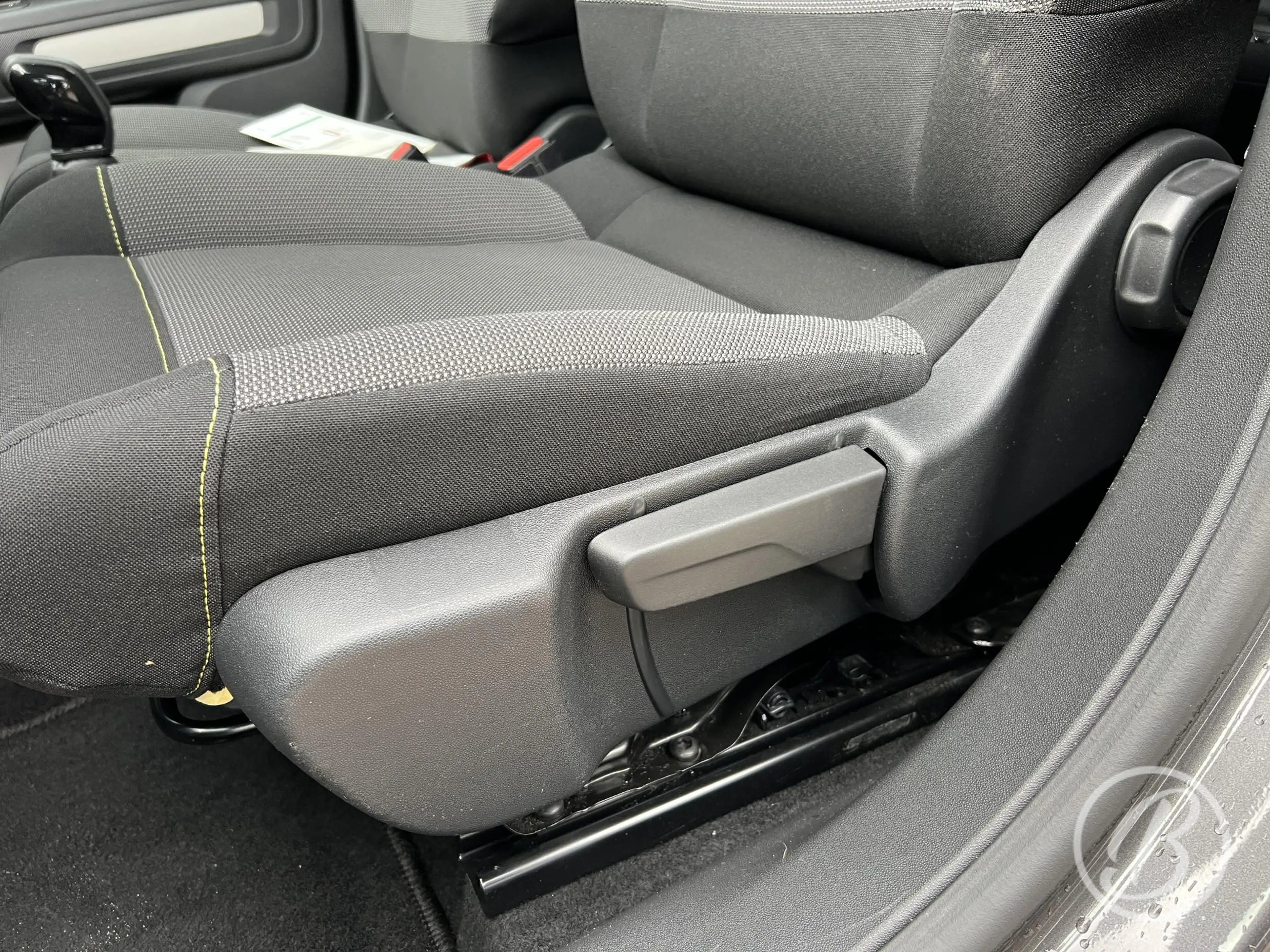 Citroen C3 1.2 82pk S&S Feel Edition — photo 13