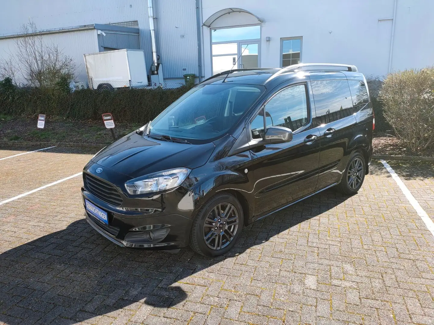 Ford Tourneo Courier Sport TOP Black - 1