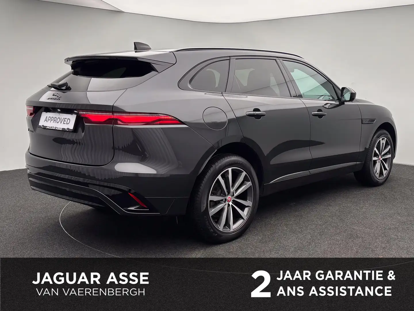 Jaguar F-Pace P250 R-Dynamic SE AWD Gris - 2