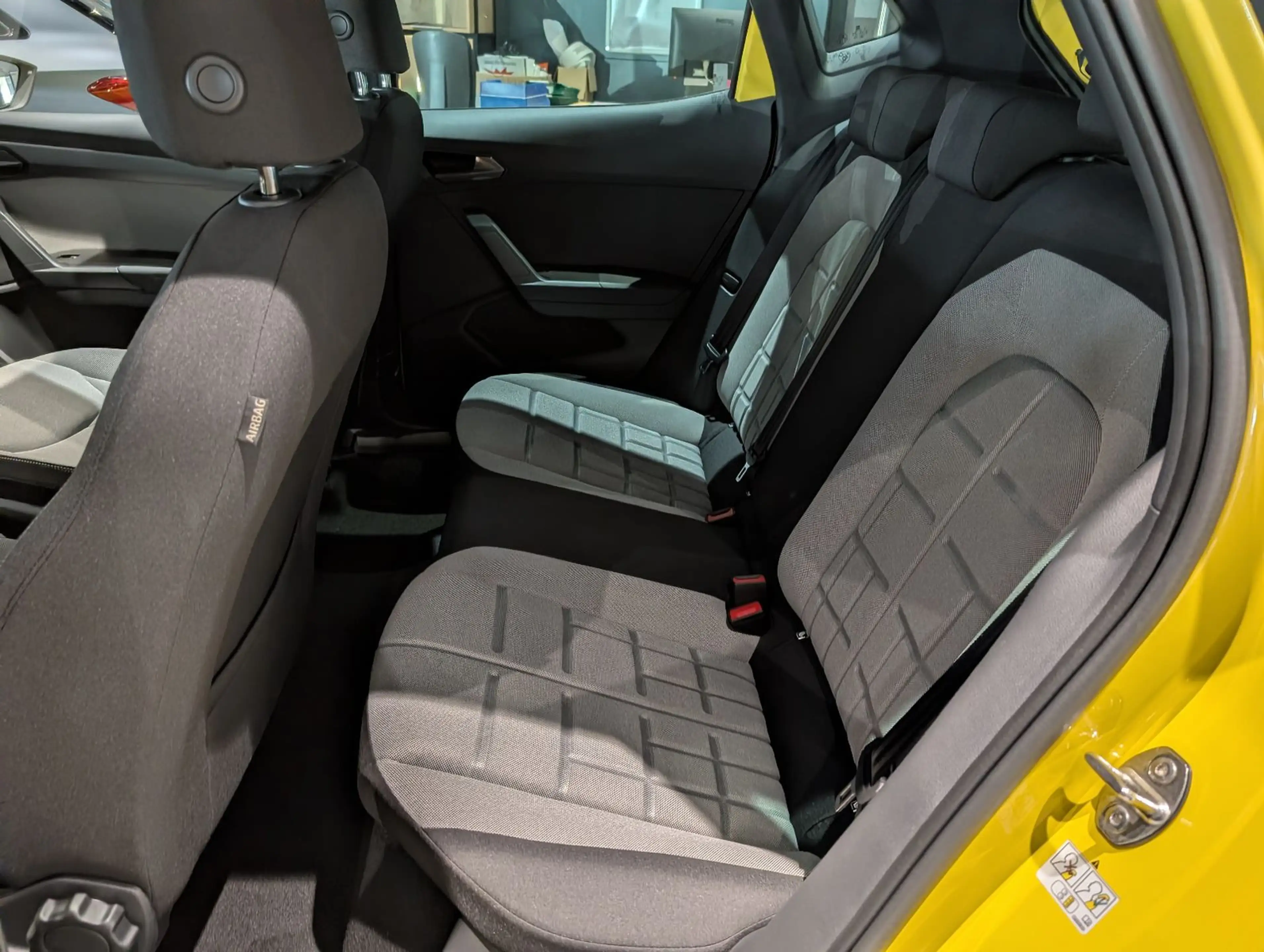 SEAT Ibiza 1.0 TSI FR DSG — photo 6