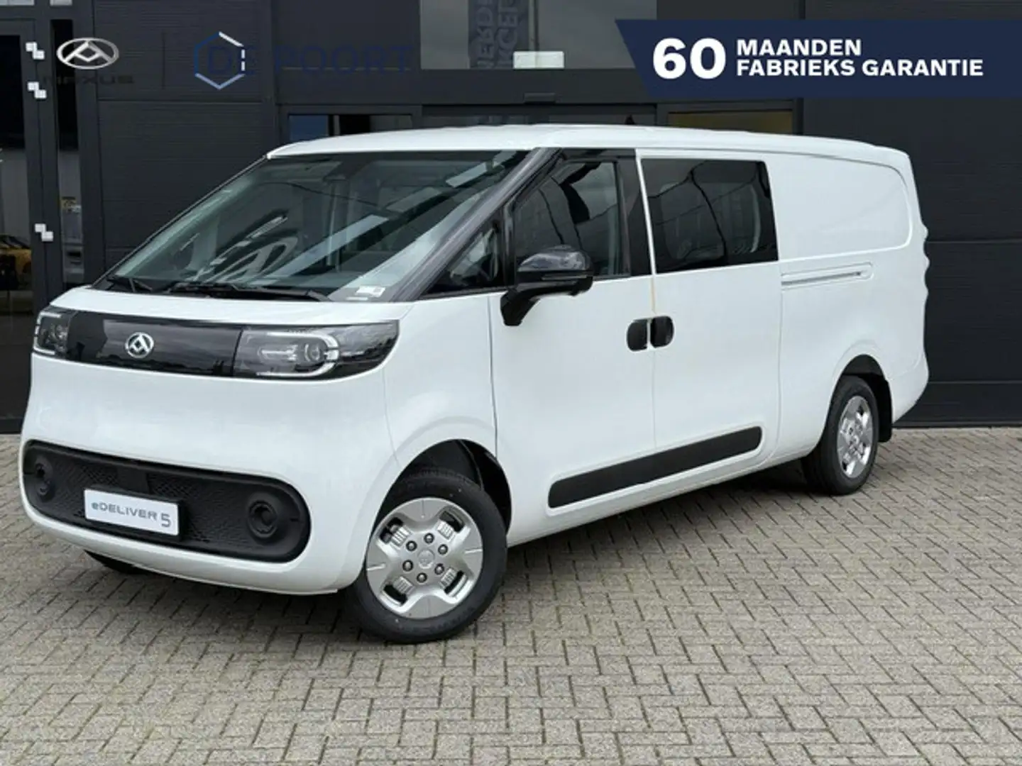 Maxus eDeliver 5 | L2H1 64 kWh |Dubbel cabine |uit voorraad leverba Wit - 1