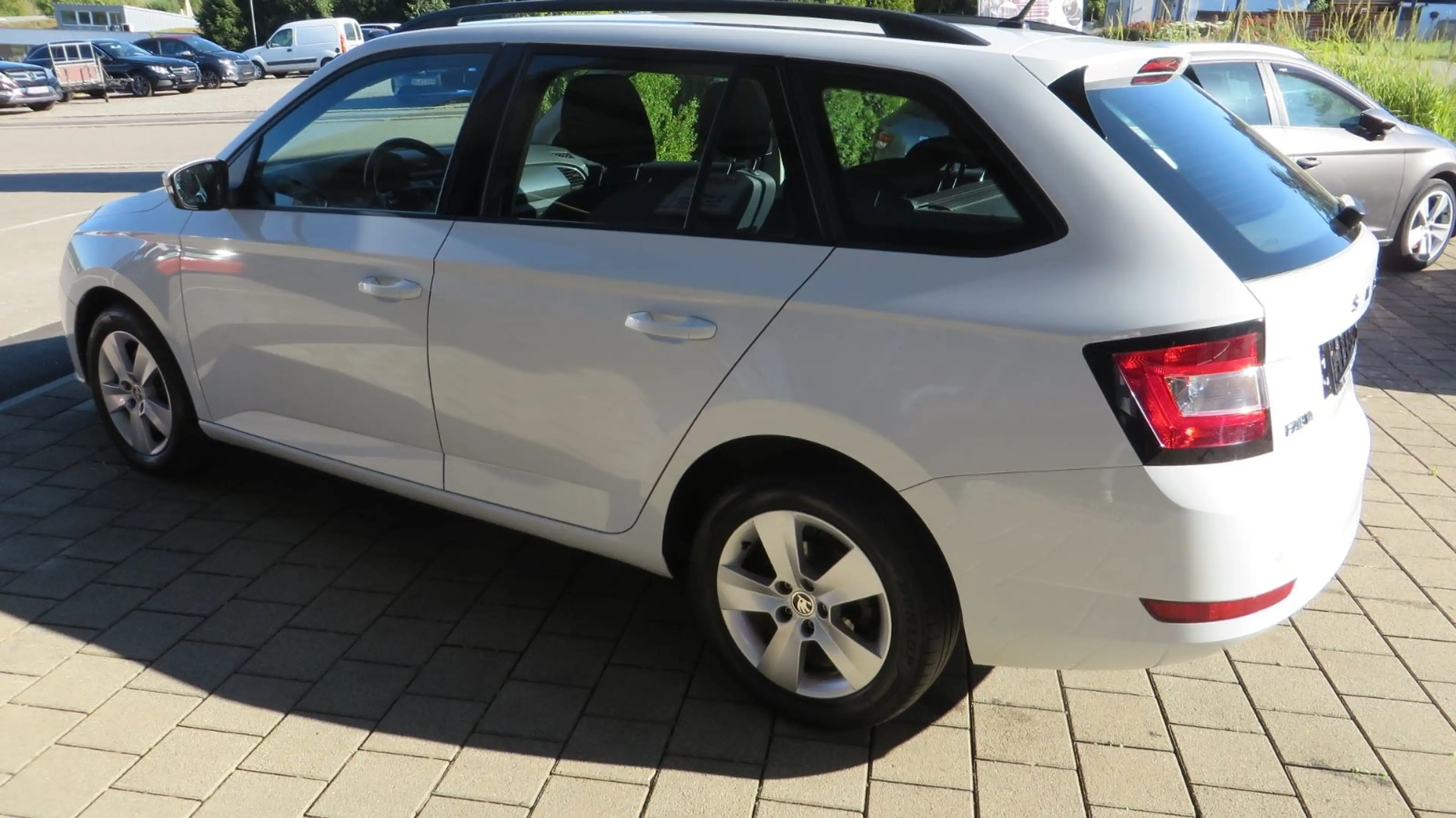 Skoda Fabia Combi Style AHK Rückfahrkamera — photo 8