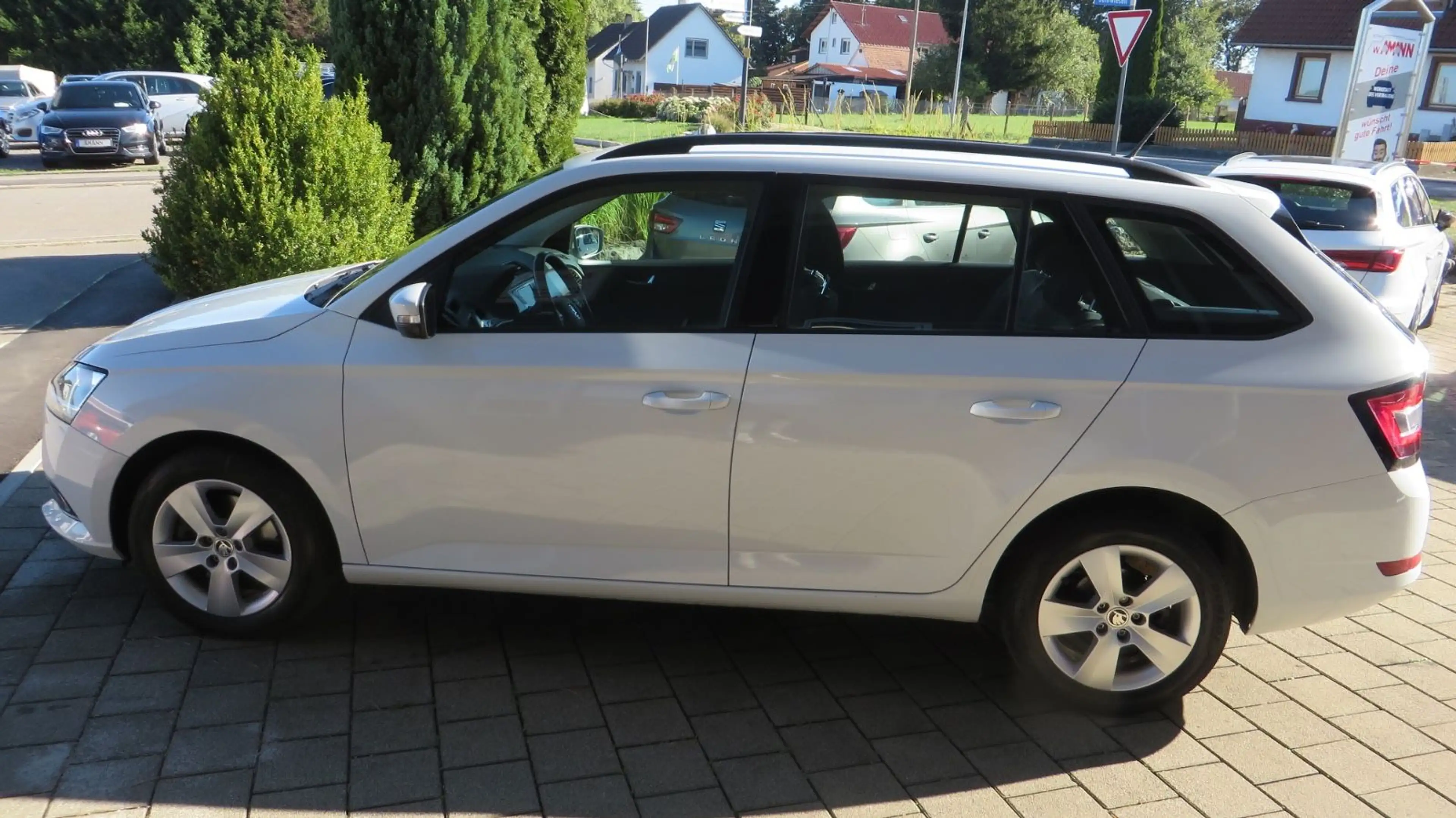 Skoda Fabia Combi Style AHK Rückfahrkamera — photo 7
