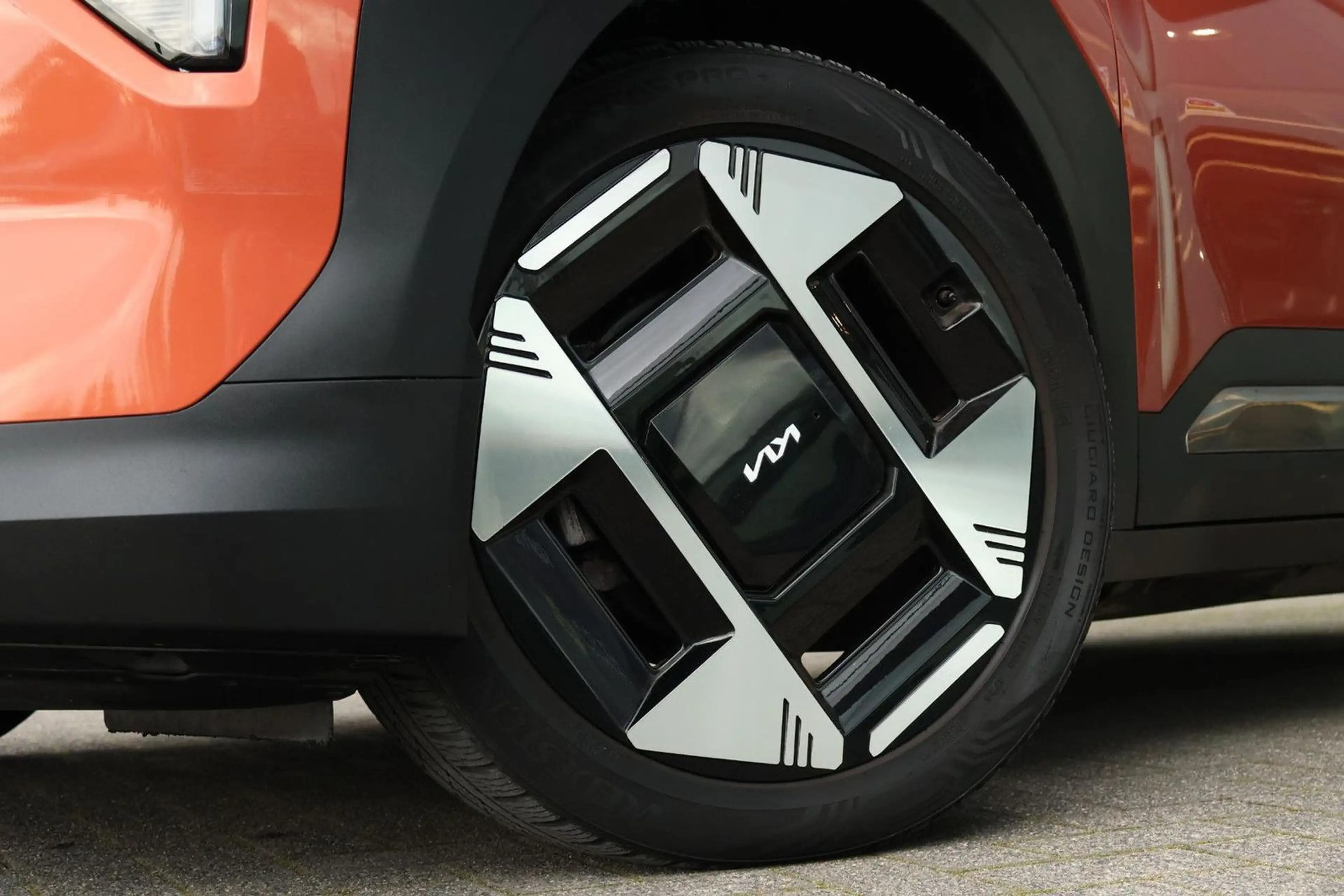 Kia EV3 Plus Advanced 81.4 kWh / Pano / Stuur en sit — photo 4
