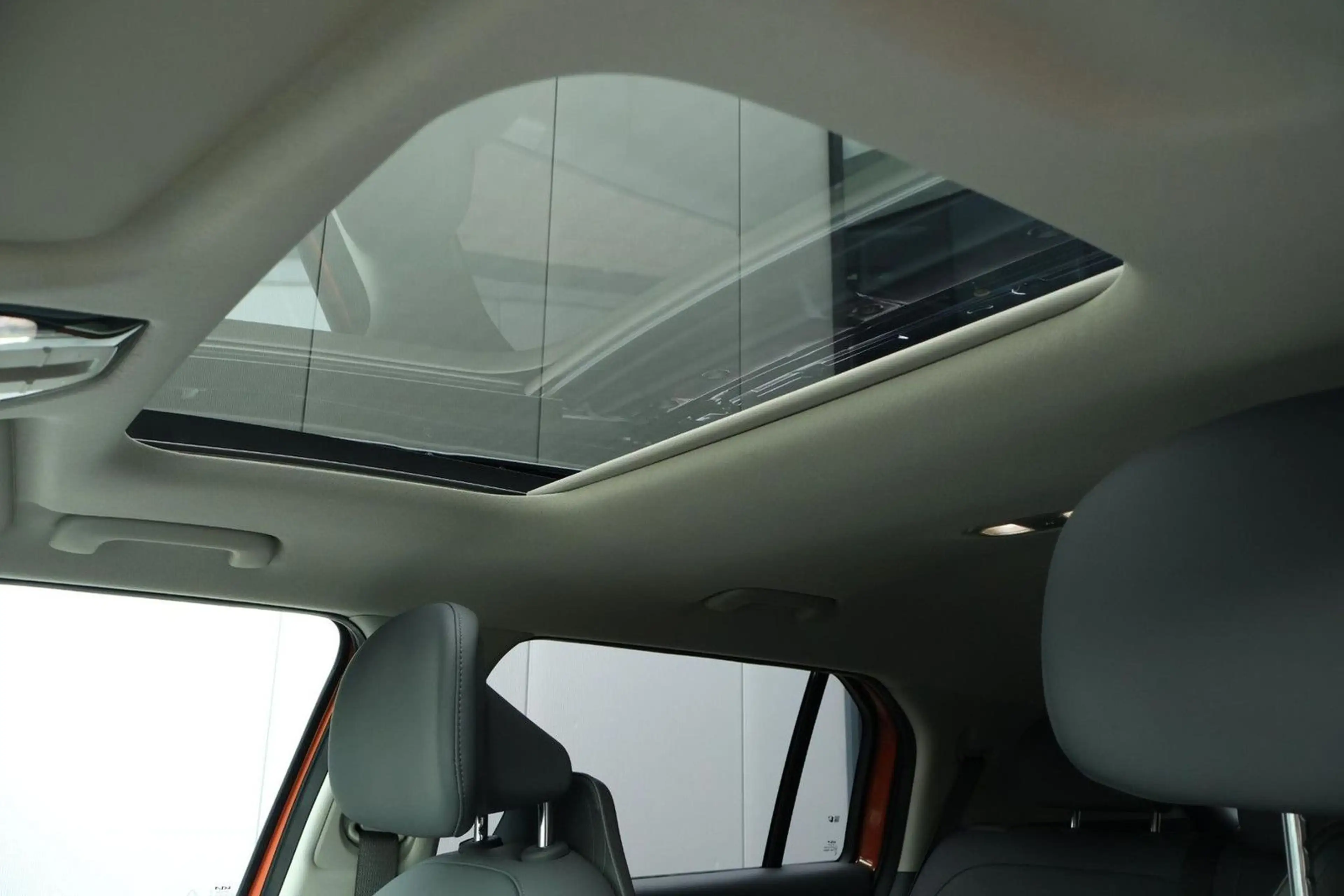 Kia EV3 Plus Advanced 81.4 kWh / Pano / Stuur en sit — photo 13