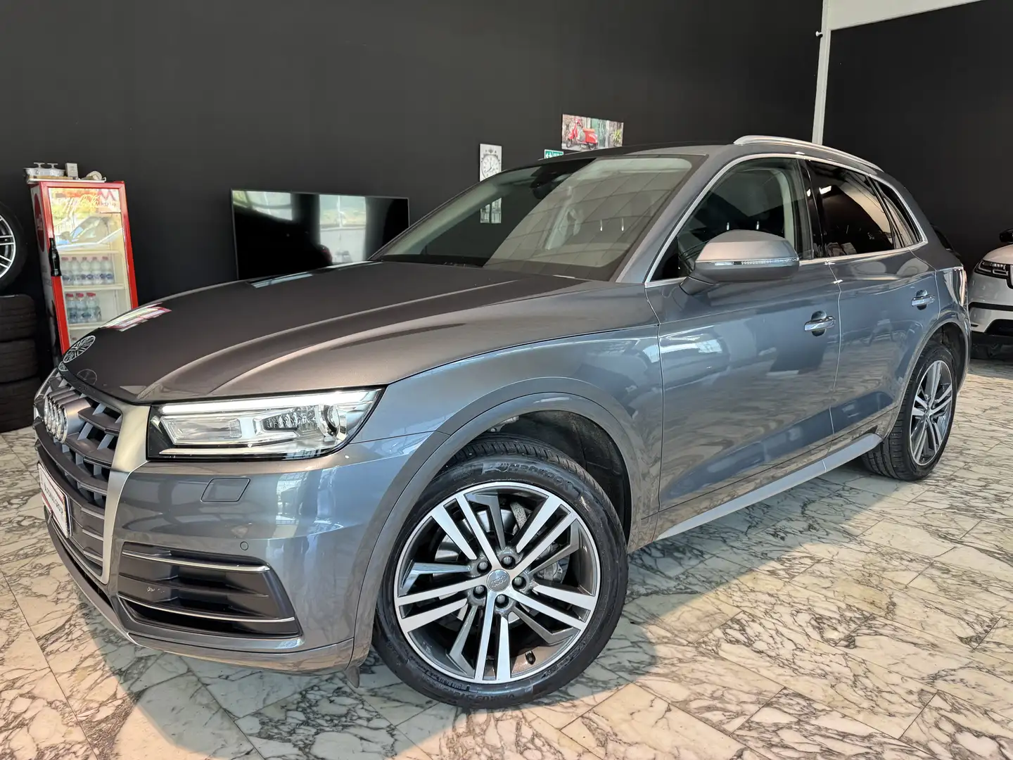 Audi Q5 40 2.0tdi Business Sport quattro 190cv stronic IVA Grijs - 1