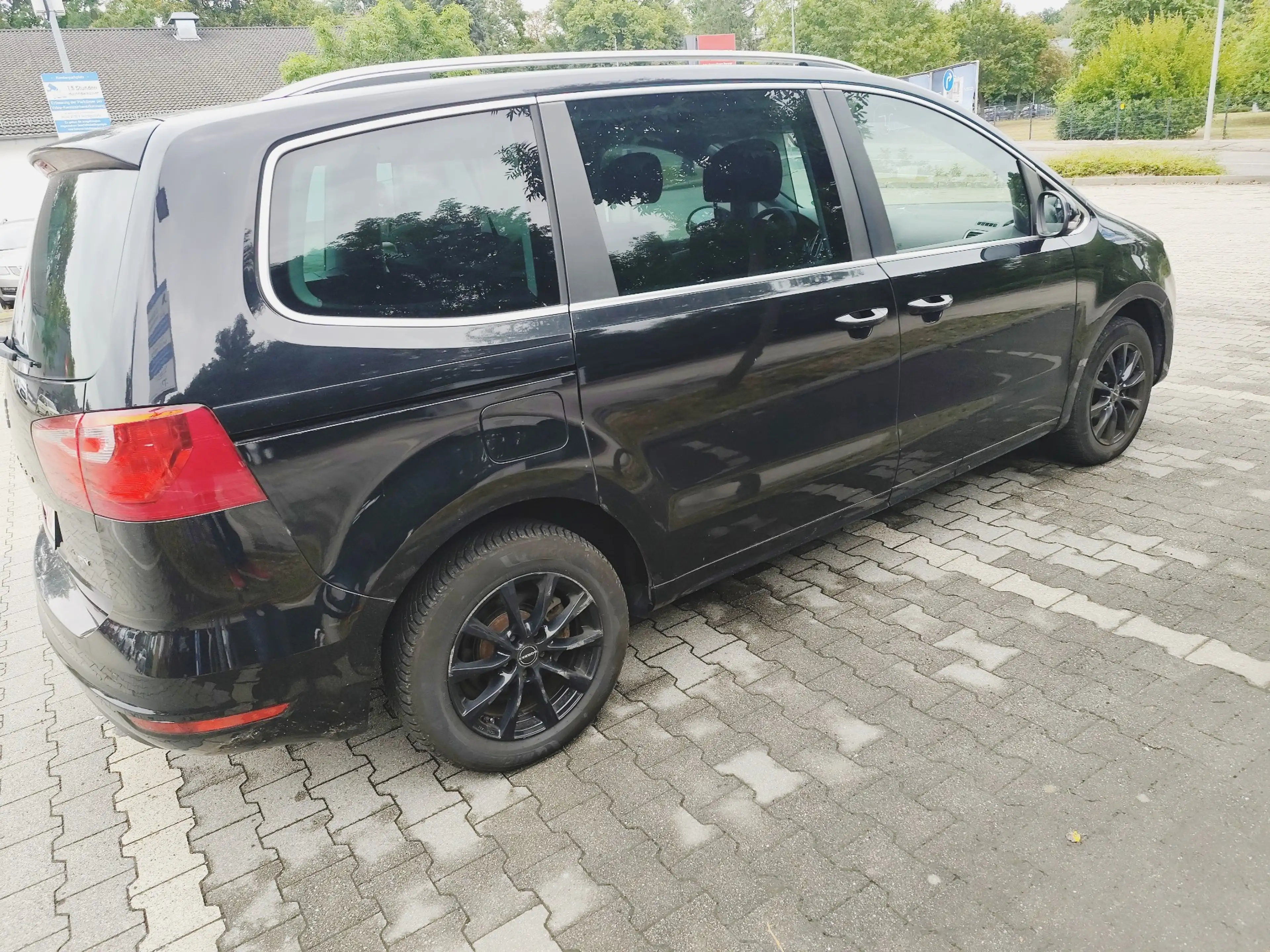 SEAT Alhambra Allhambra Diesel 2.0 TDI ( 7 Sitzer ) 4x4 ( 2x schiebe tür )Voll sheckheft bei Seat — photo 10