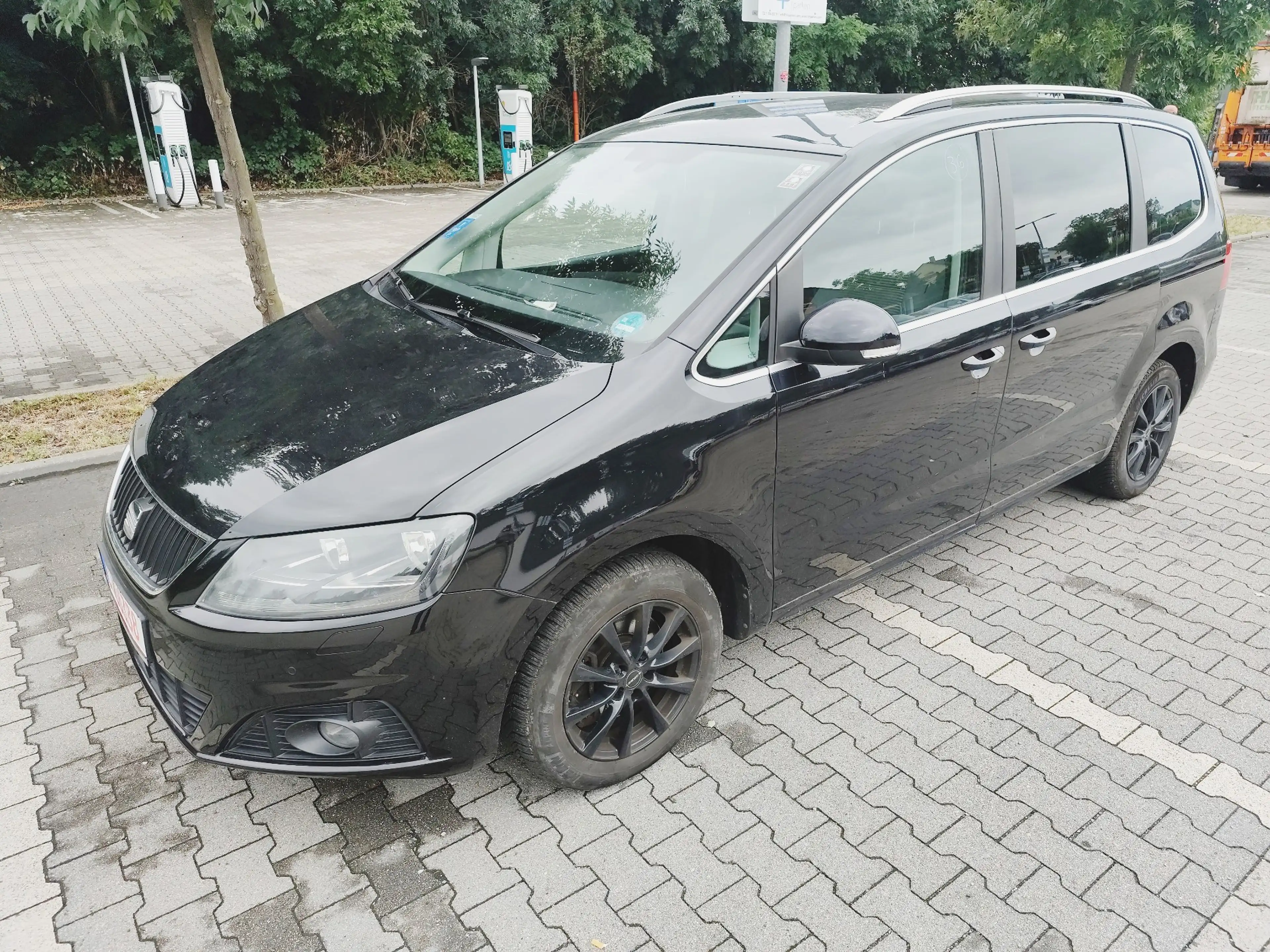 SEAT Alhambra Allhambra Diesel 2.0 TDI ( 7 Sitzer ) 4x4 ( 2x schiebe tür )Voll sheckheft bei Seat — photo 13