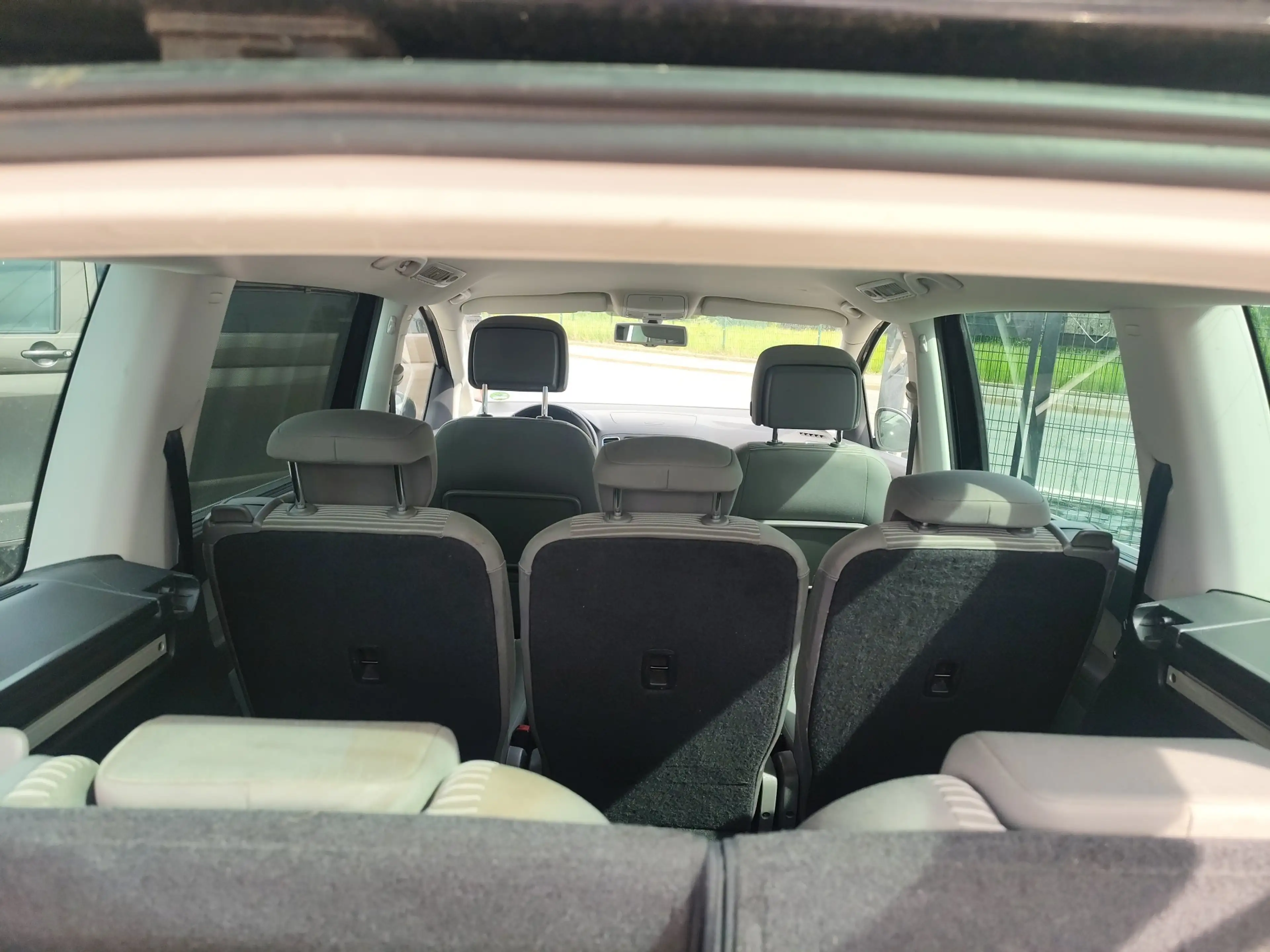 SEAT Alhambra Allhambra Diesel 2.0 TDI ( 7 Sitzer ) 4x4 ( 2x schiebe tür )Voll sheckheft bei Seat — photo 15