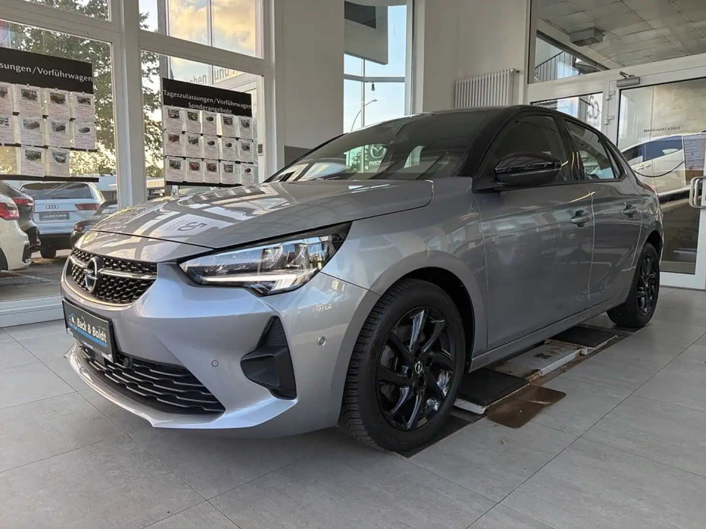 Opel Corsa GS-Line 1.2i*VOLL LED,RFK,TOTWINKEL* - 2