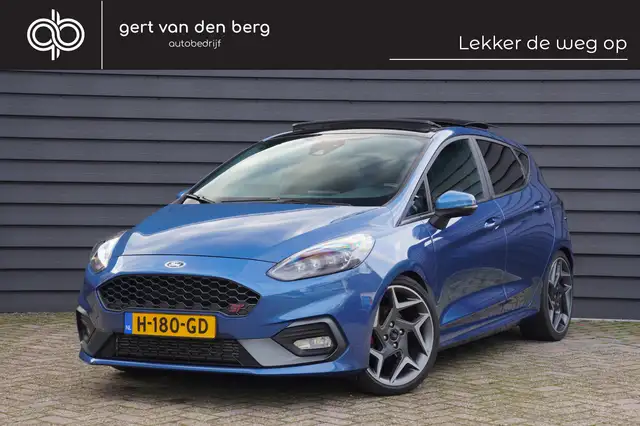 Ford Fiesta 1.5 EcoBoost ST-3 - RECARO - PANODAK - B&O - 240 P