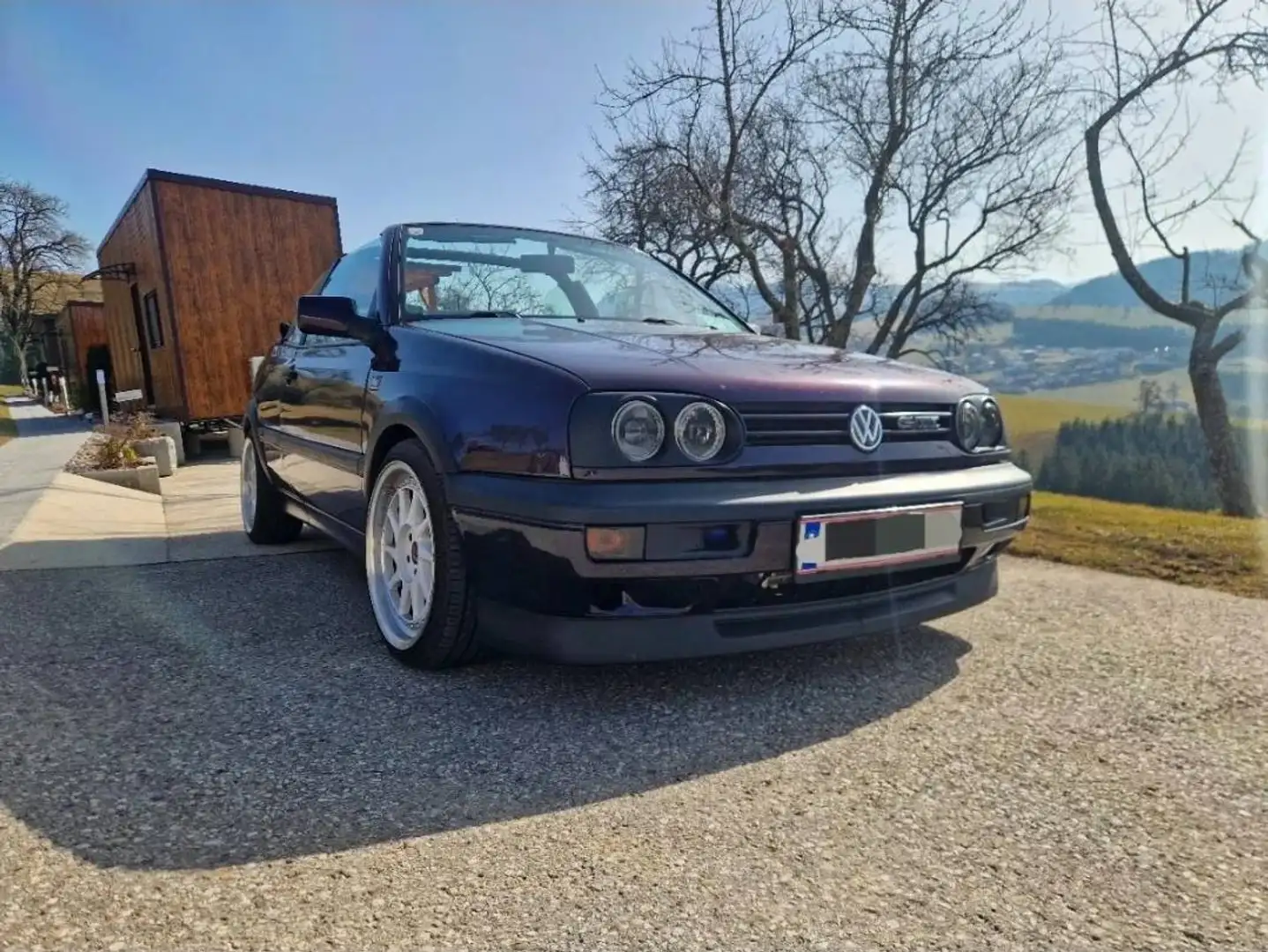 Volkswagen Golf Cabriolet AGU 1.8 Turbo Motor Violett - 1