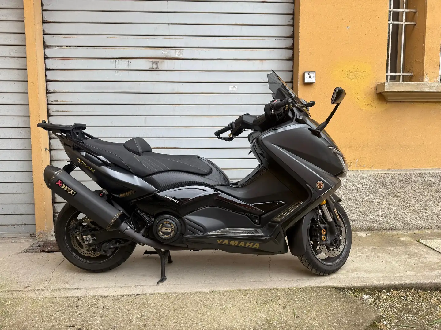 Yamaha TMAX 530 abs iron max Noir - 2