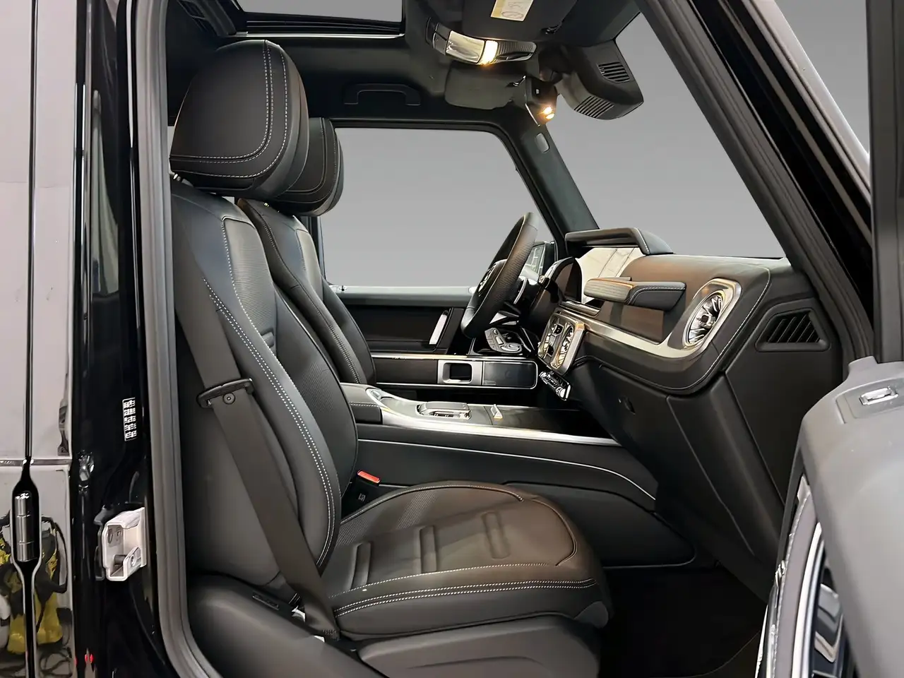 Mercedes-Benz G 450 d AMG+MULTI+NIGHT+Memo+Burme+StHz+AHK+360° 11