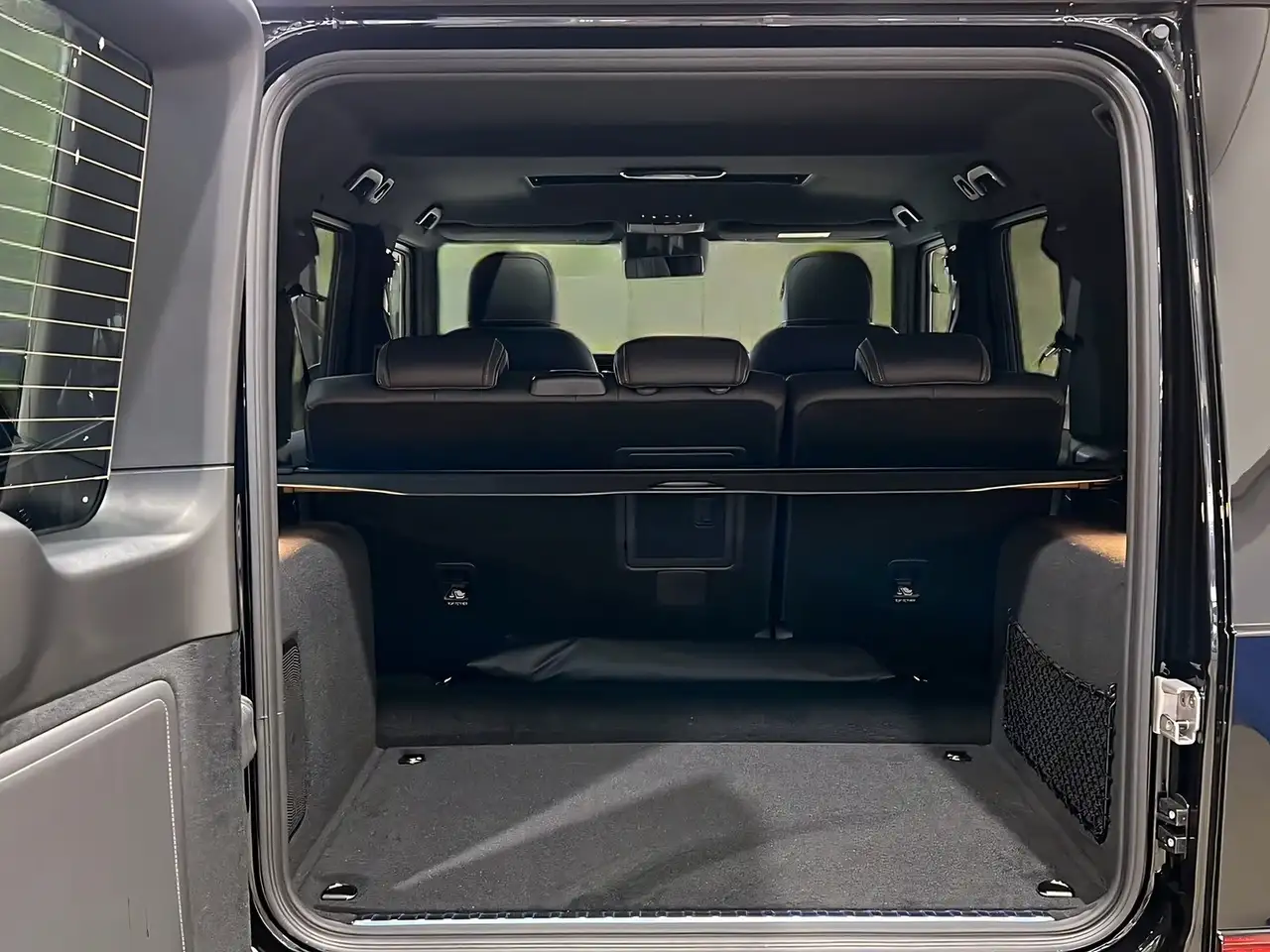 Mercedes-Benz G 450 d AMG+MULTI+NIGHT+Memo+Burme+StHz+AHK+360° 6