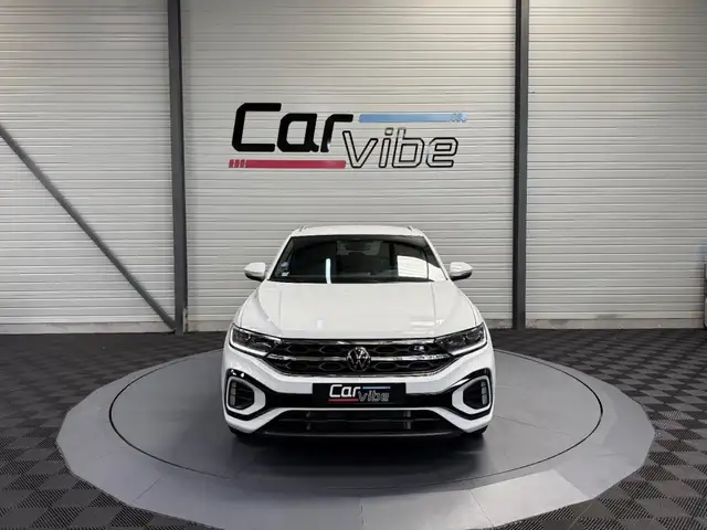 Volkswagen T-Roc view 9
