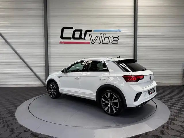Volkswagen T-Roc view 6