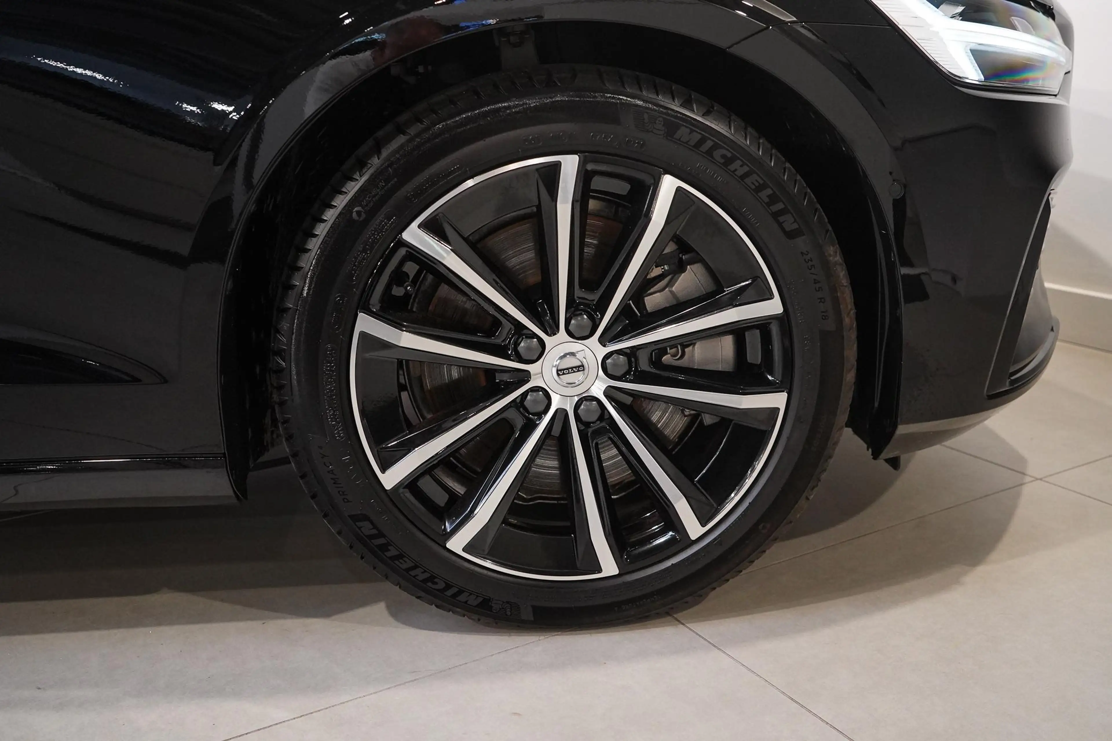 Volvo V60 T8 Plug-in hybrid AWD Ultra Dark 455pk | Harman/Ka — photo 7