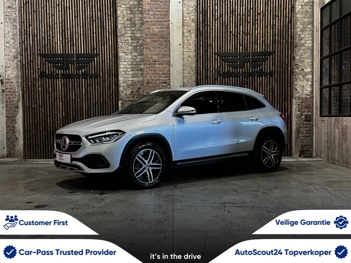 Mercedes-Benz GLA 180 bA*AUT*NAVI*DAB*WIFI*URBAN*Slechts 21.501 km!!!* Plateado - 1