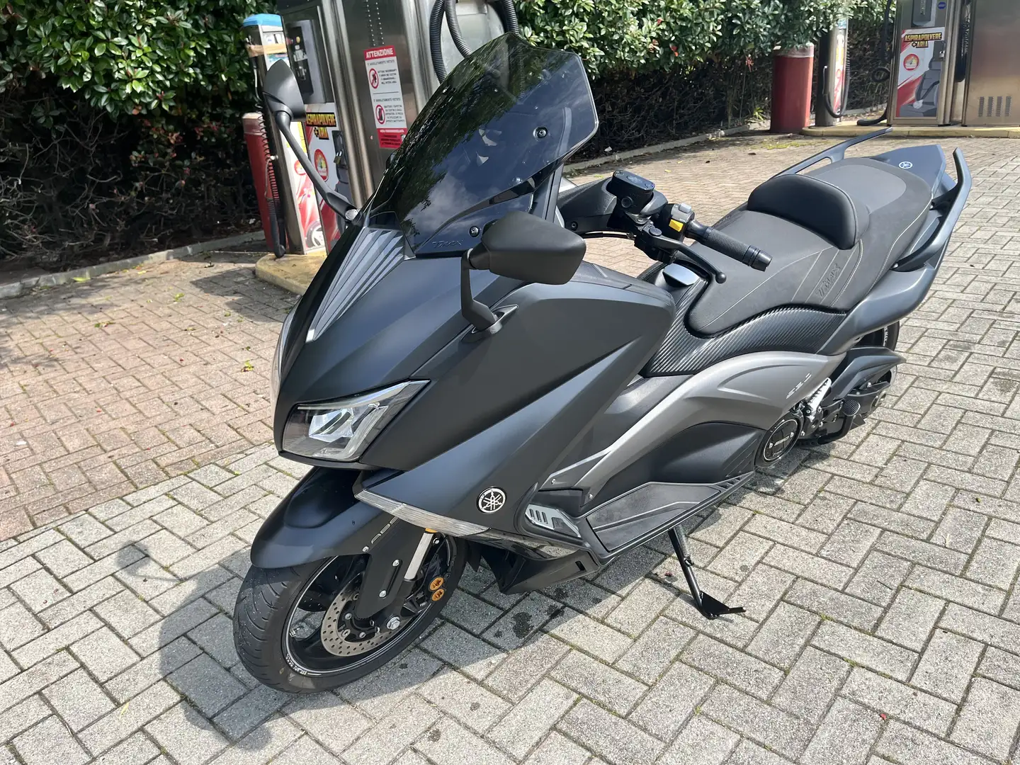 Yamaha TMAX 530 iron max - 1
