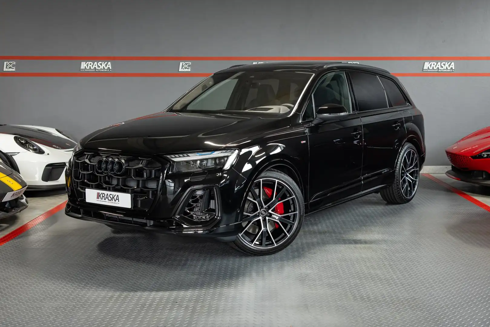 Audi Q7 60 TFSIe quattro S-line PANO B&O MASSAGE -ABT Zwart - 1