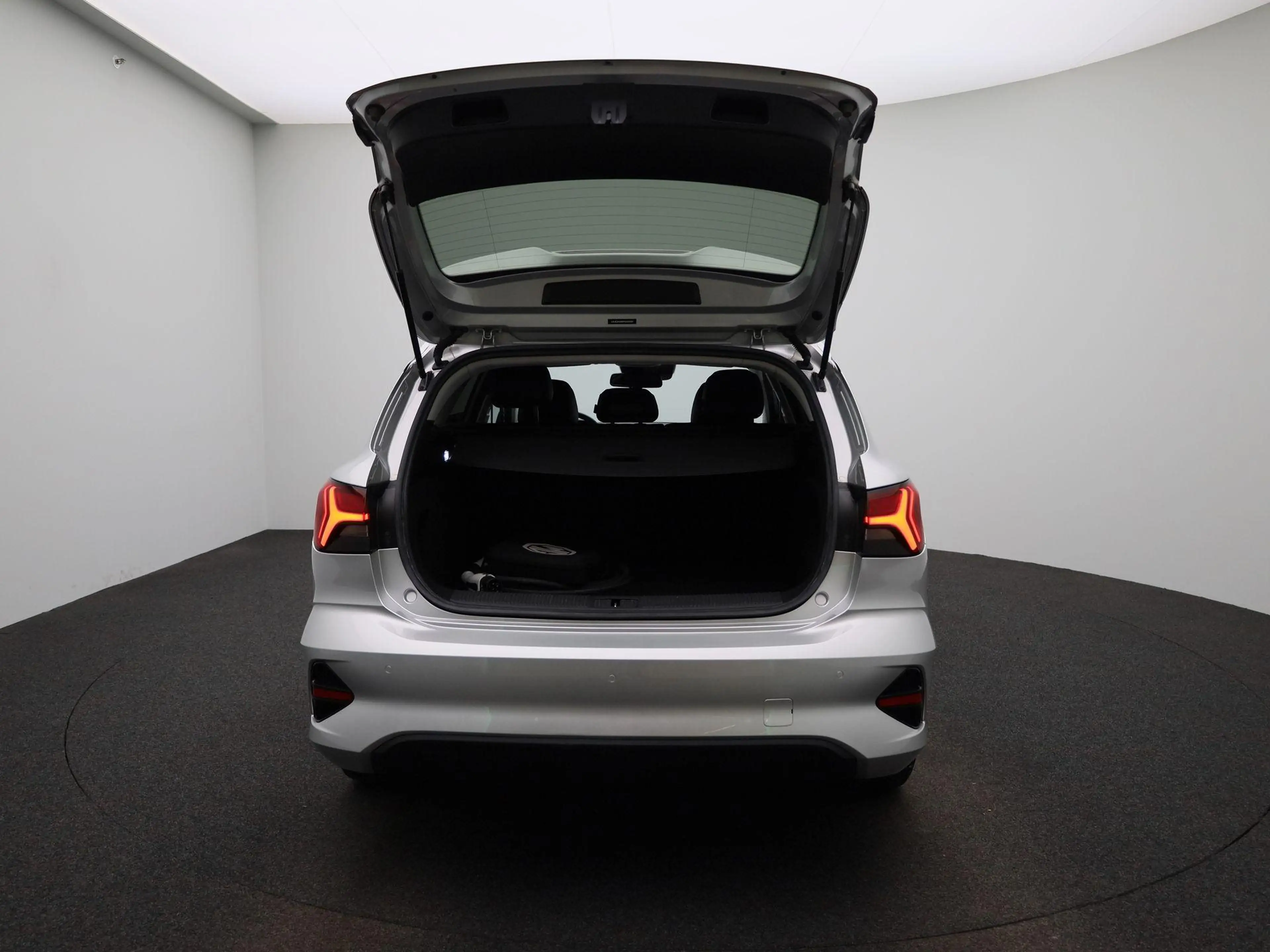 MG MG5 Long Range Luxury 61 kWh | Navi | Leder | CarPlay — photo 12